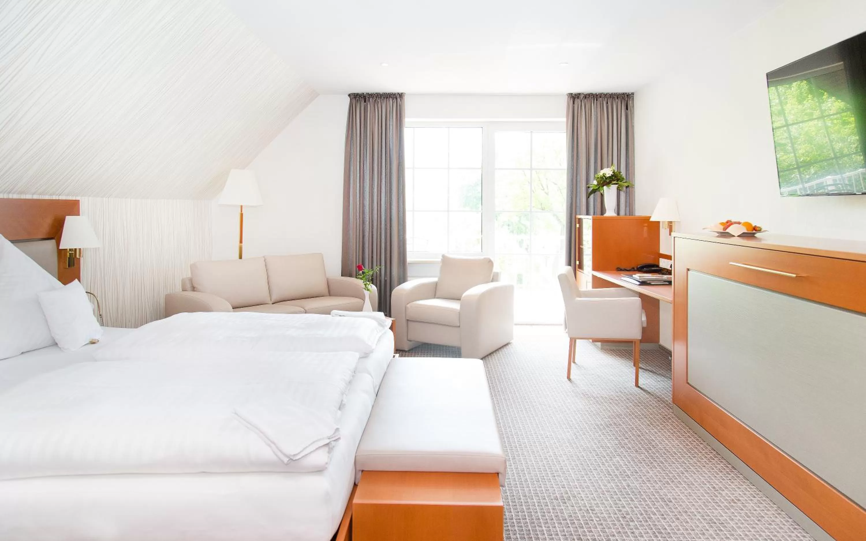 Photo of the whole room, Bed in Ringhotel Teutoburger Wald