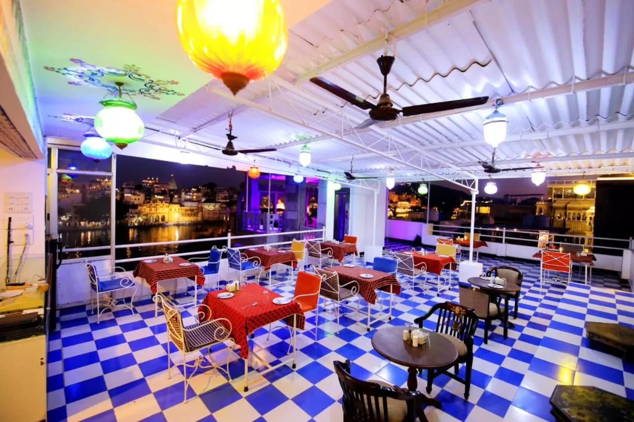 Restaurant/Places to Eat in Hotel Panorama Haveli