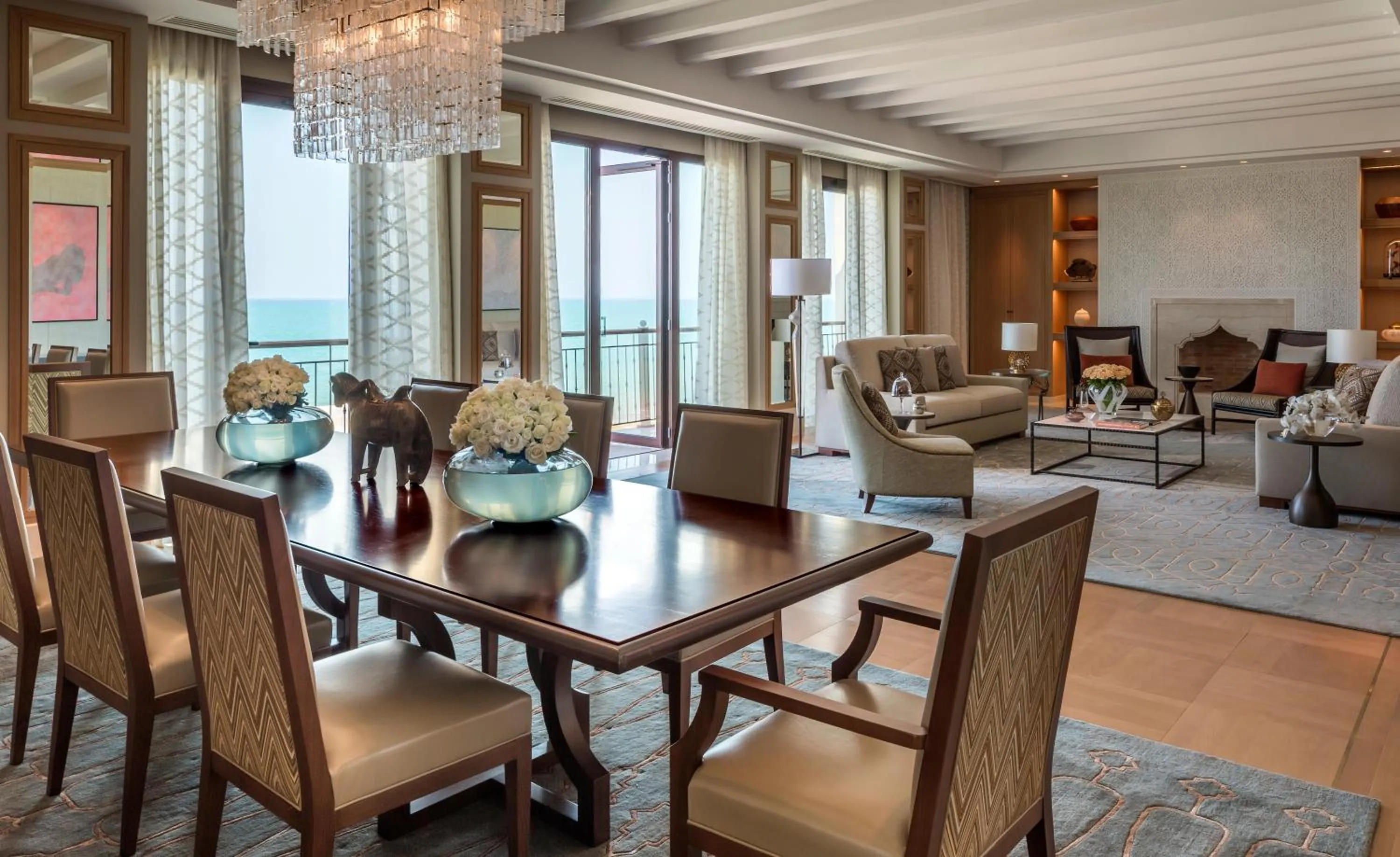 Living room in Four Seasons Hotel Tunis