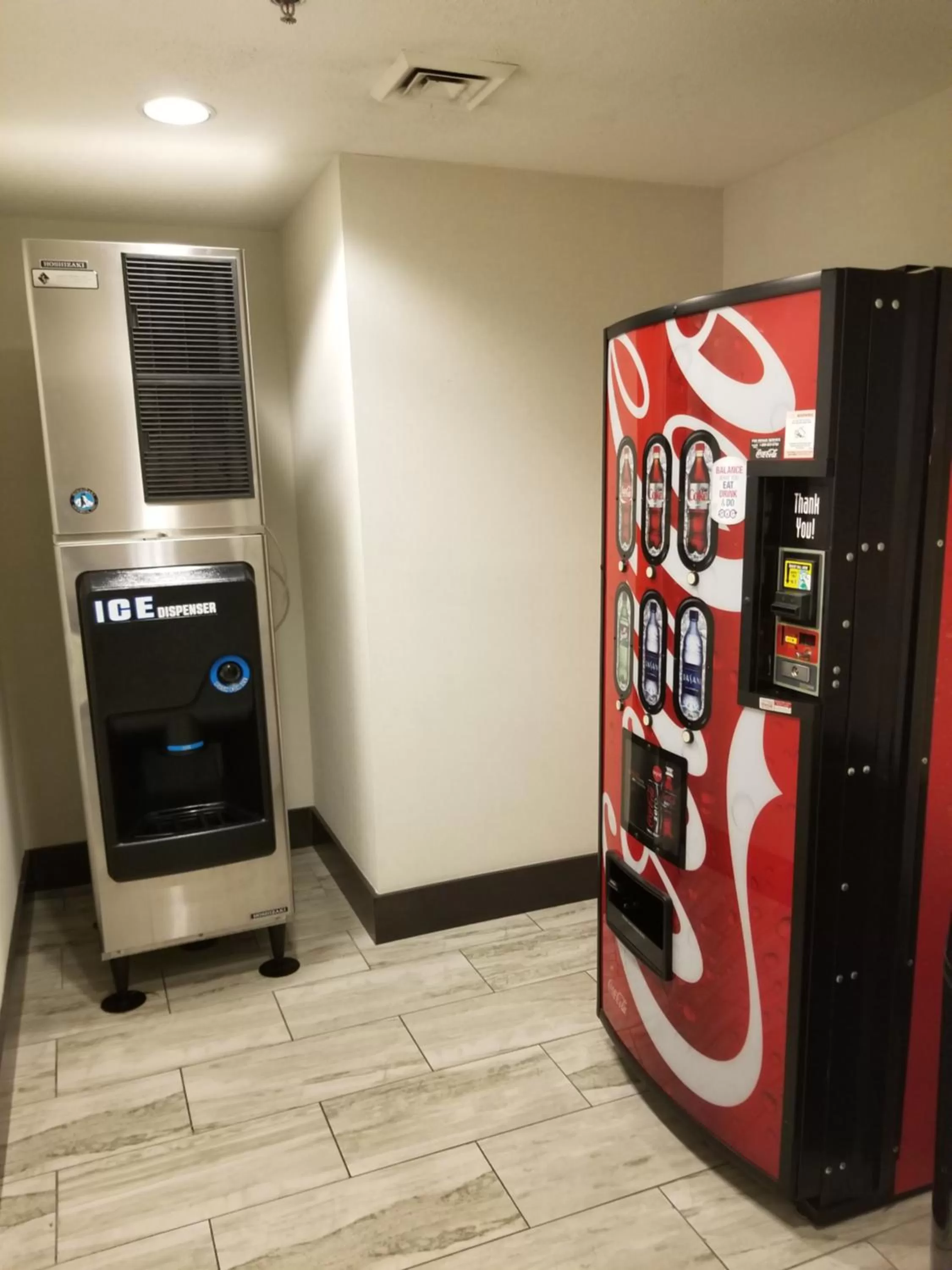 vending machine in Wingate by Wyndham Port Wentworth Savannah Area