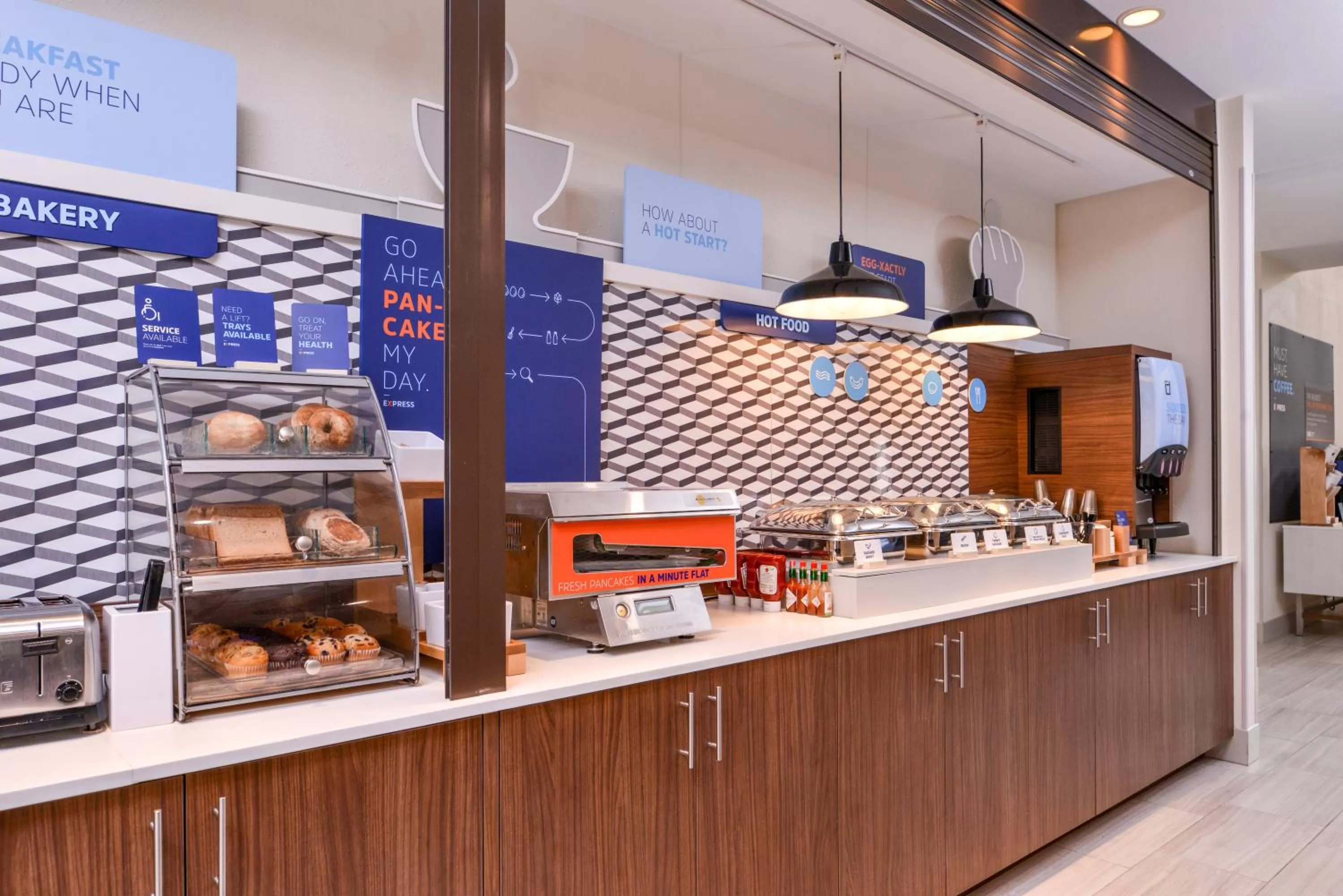 Breakfast in Holiday Inn Express Tampa North Telecom Park by IHG