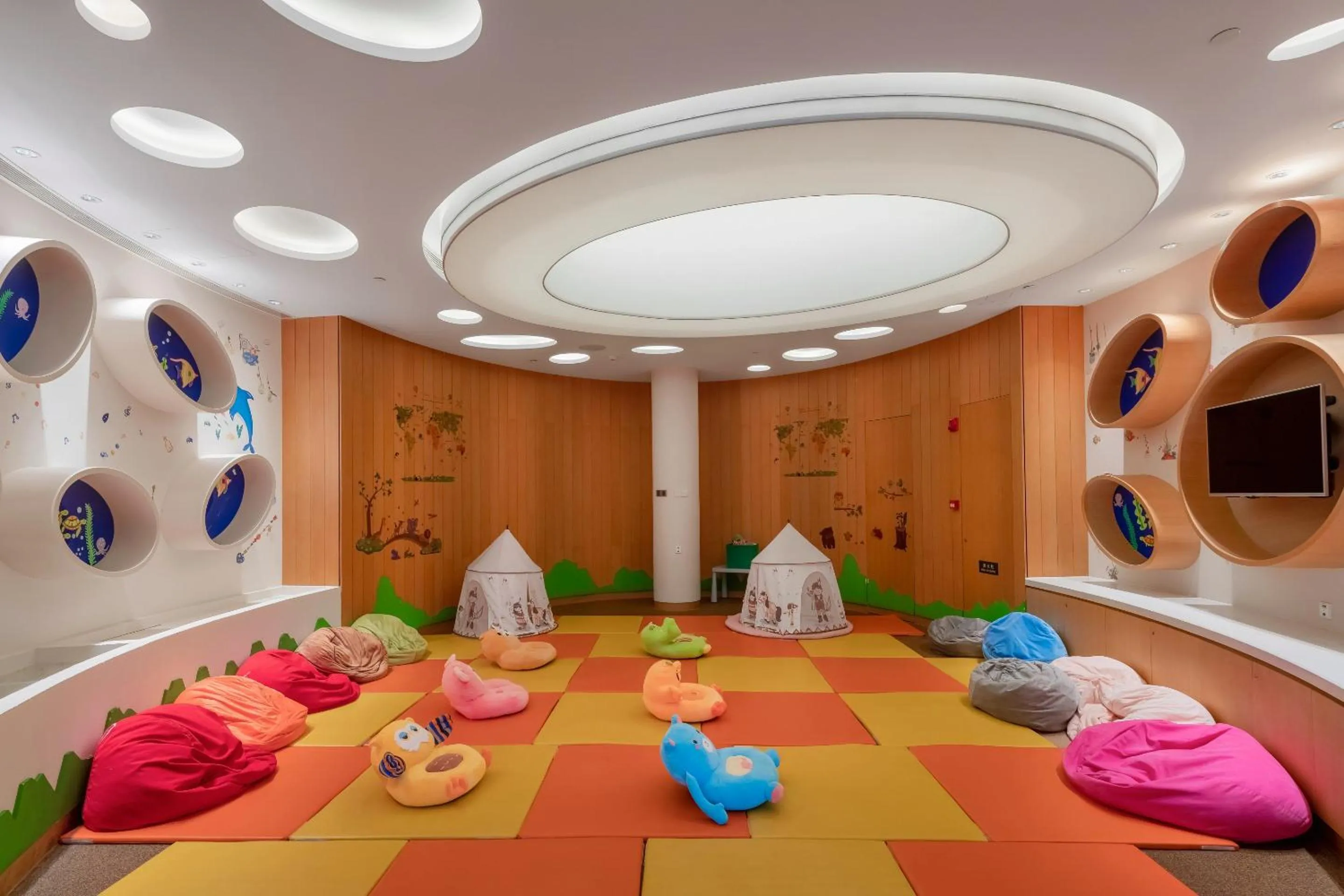 Children play ground in Grand Hyatt Sanya Haitang Bay Resort and Spa