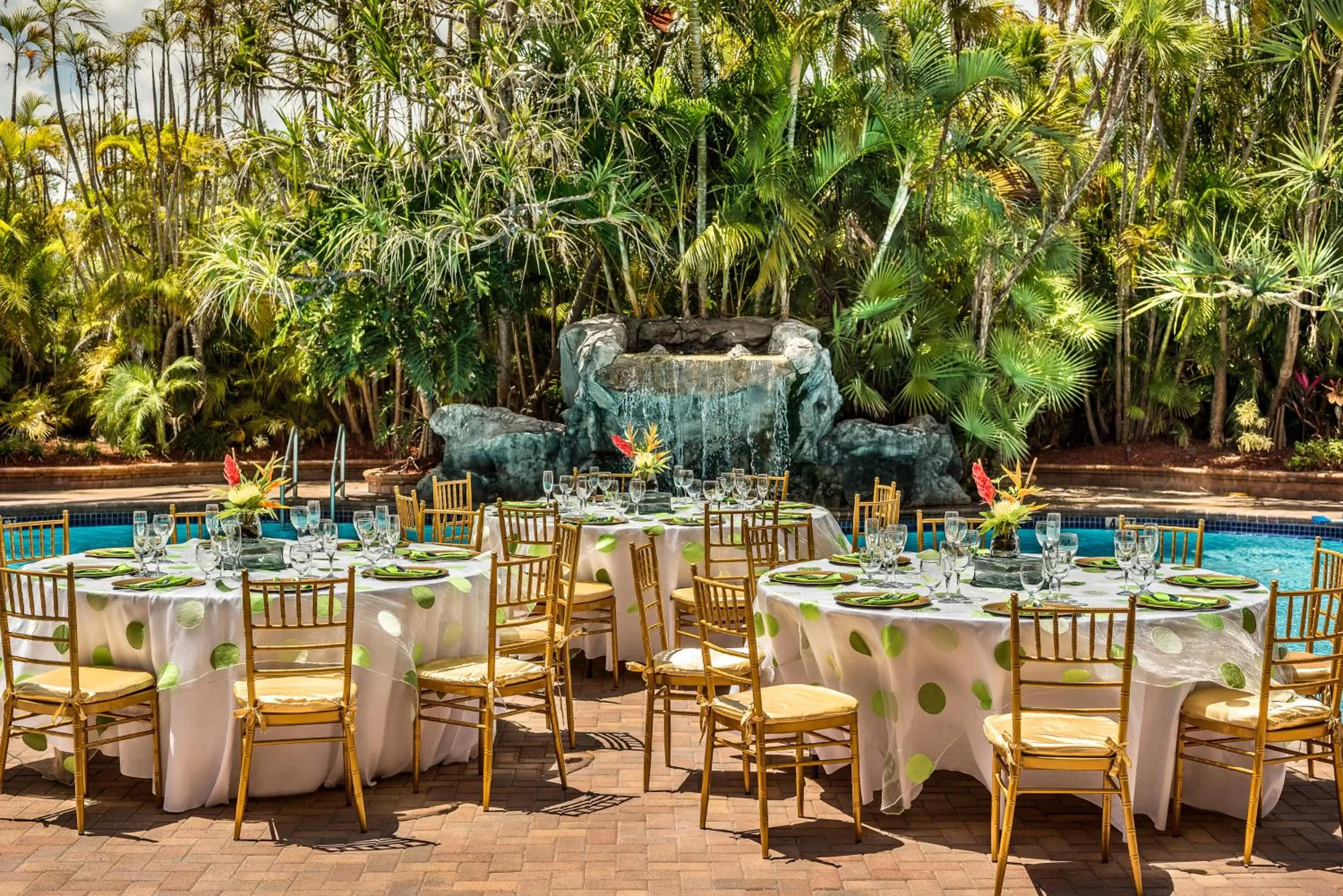 Meeting/conference room in Holiday Inn Fort Lauderdale Airport by IHG