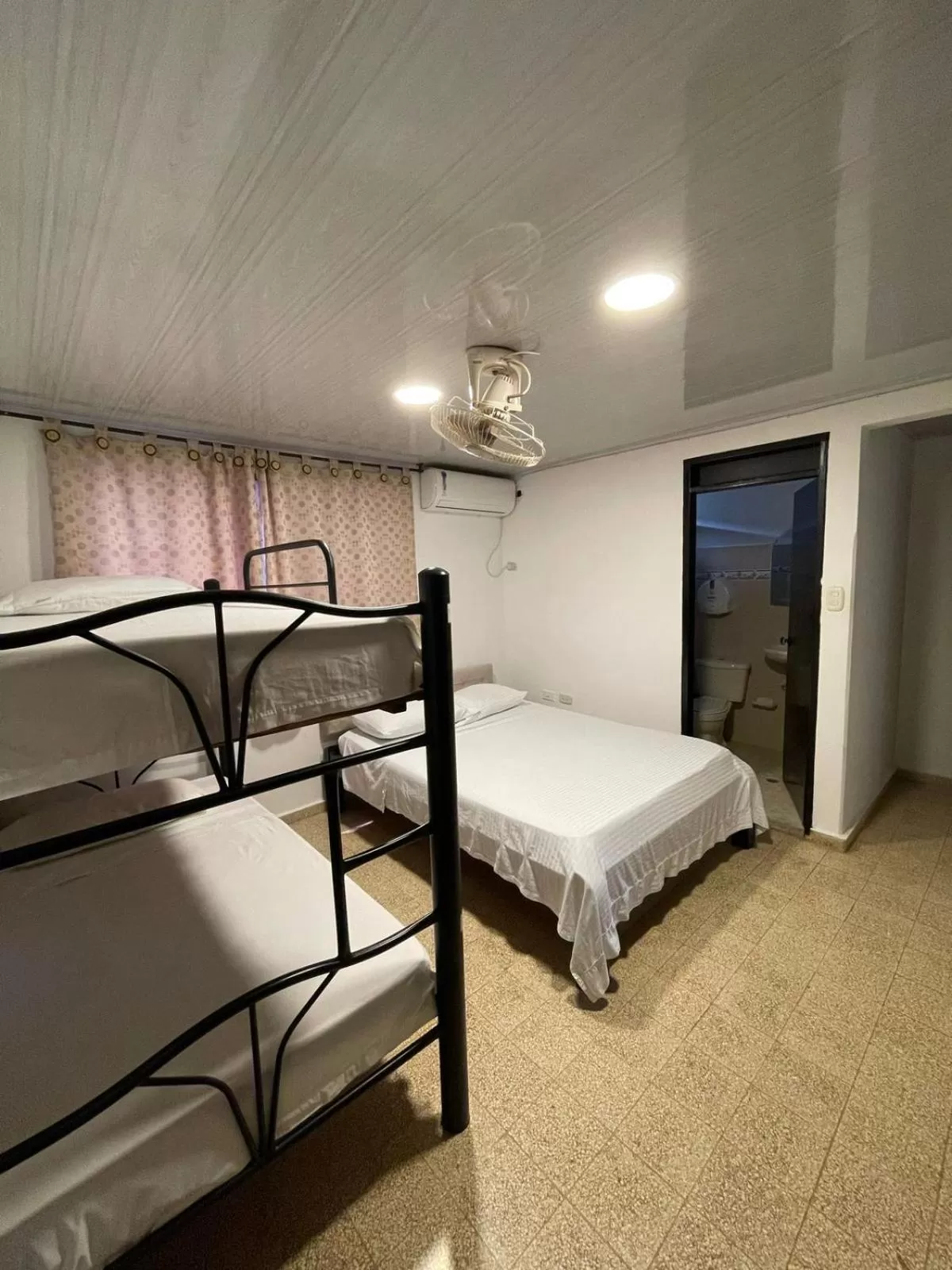 Property building, Bed in HOTEL BOUTIQUE SONNE BALOP Valledupar