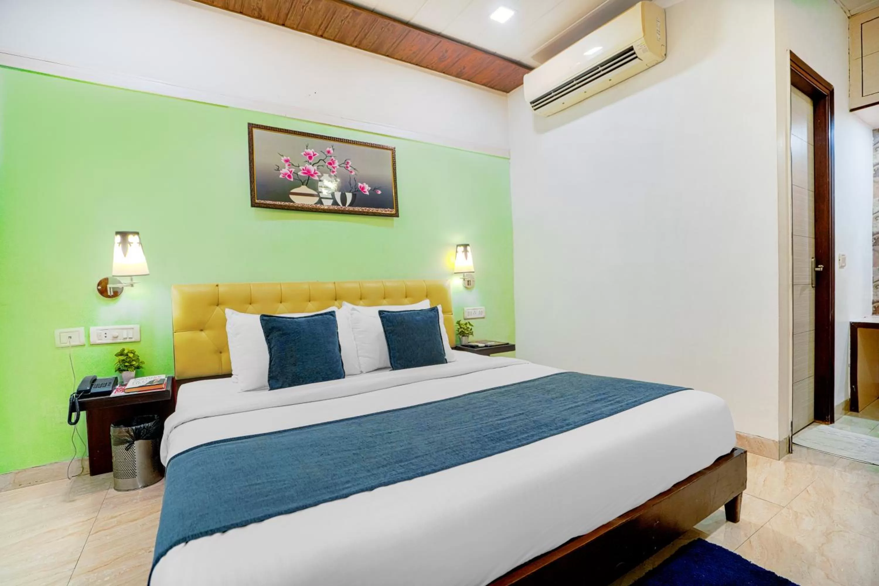 Photo of the whole room, Bed in Hotel Seven- Center of City Chandigarh