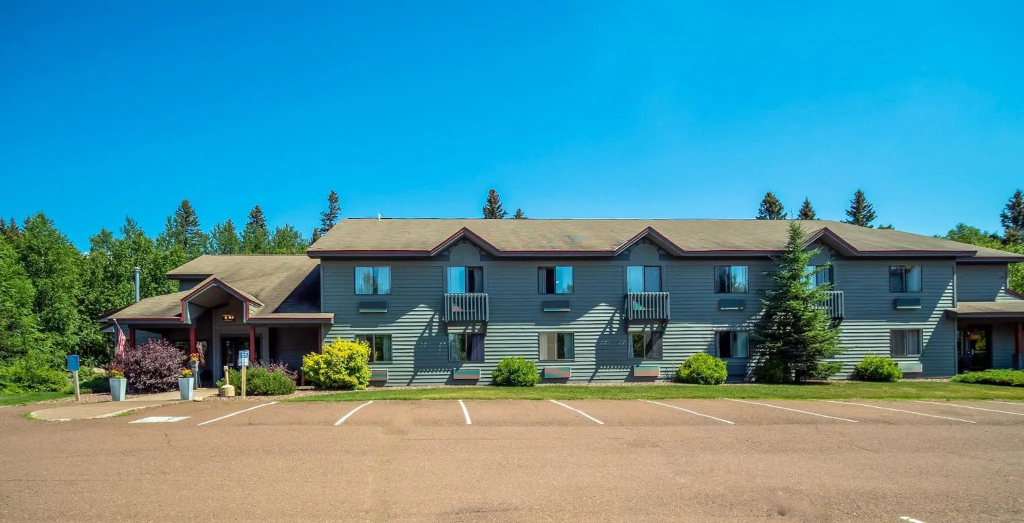 Parking in Mountain Inn at Lutsen