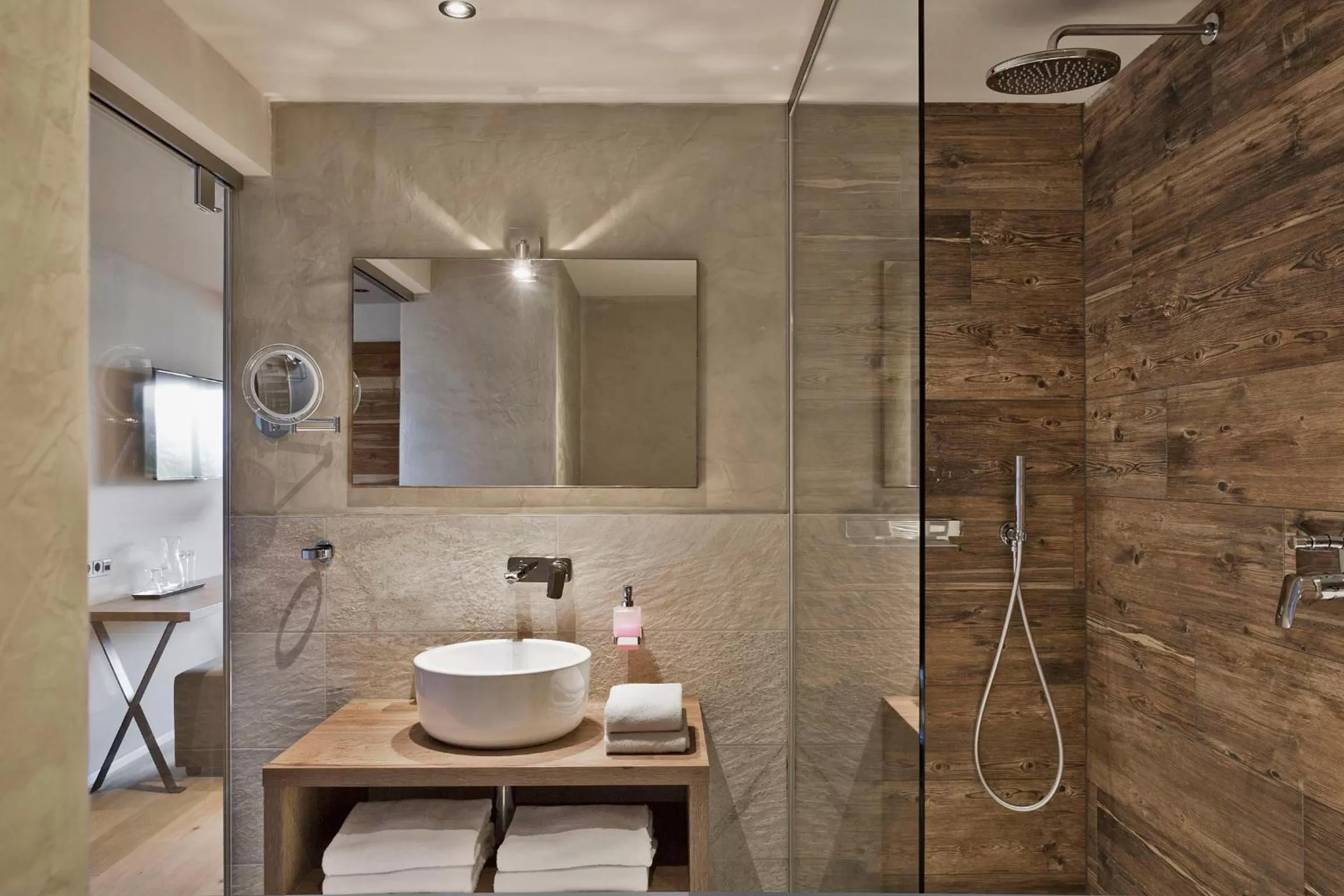 Shower in Natur & Spa Hotel Lärchenhof