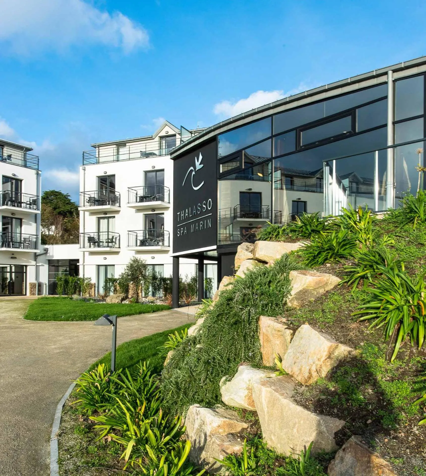 Property building in Thalasso Concarneau Spa Marin Resort