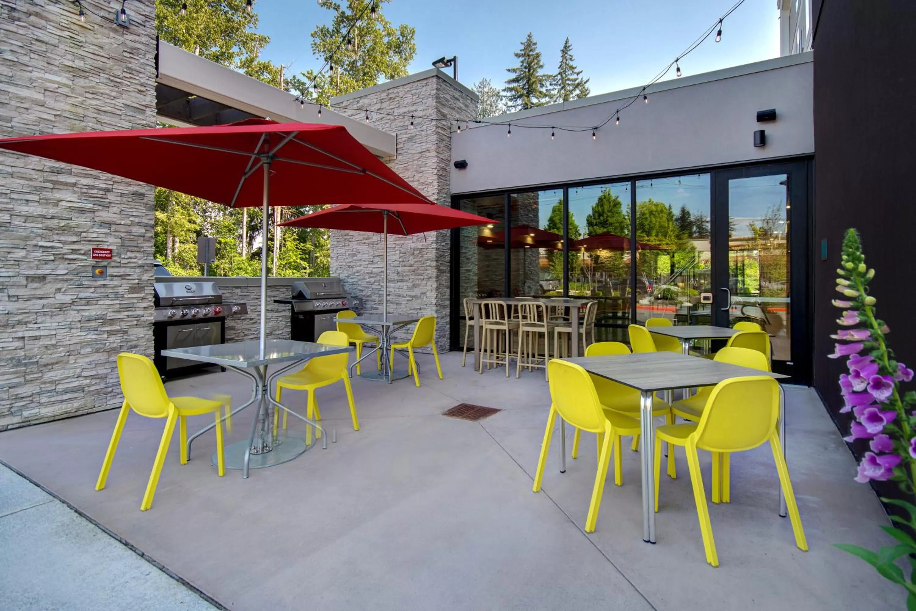 Patio in Home2 Suites By Hilton Marysville