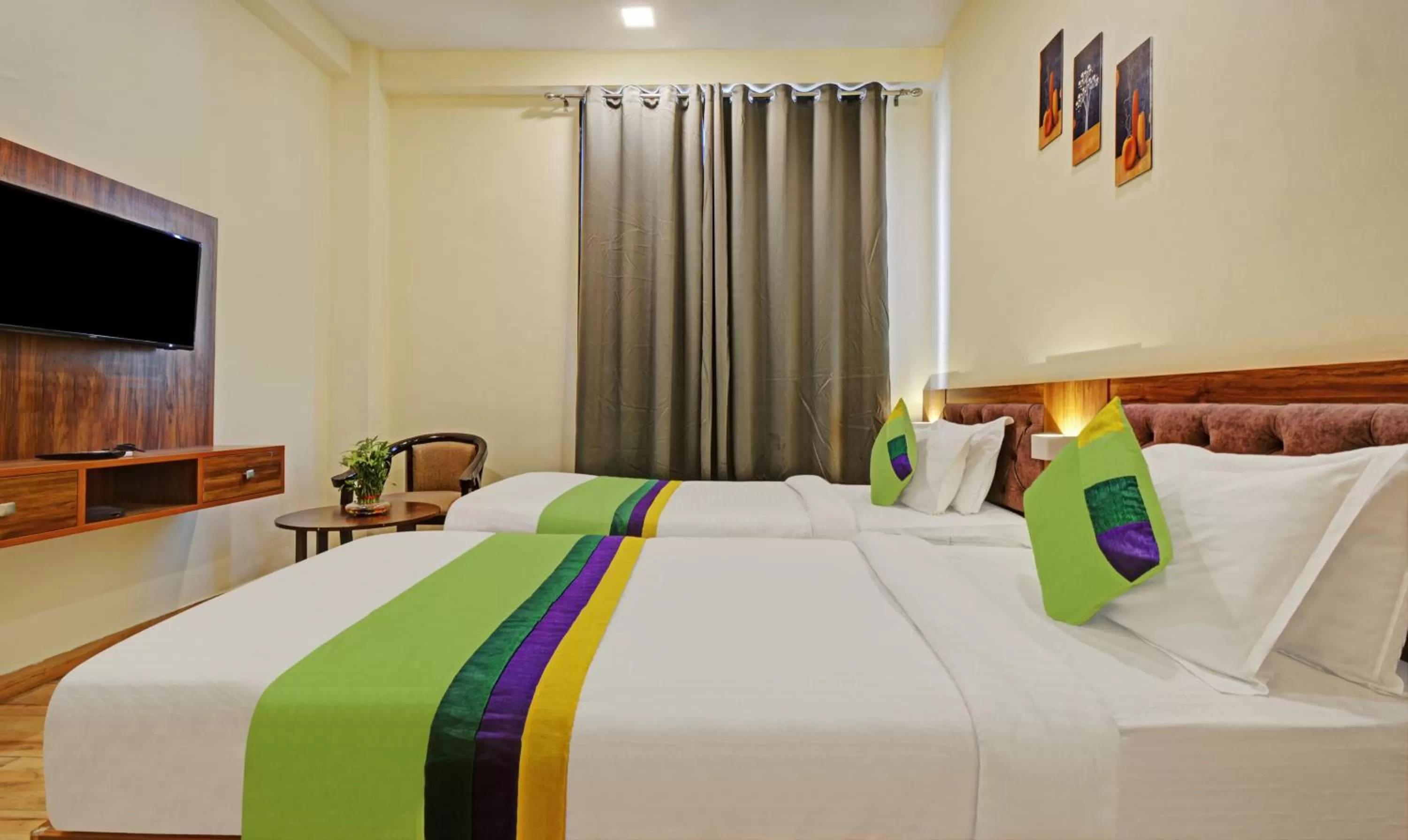 Bed in Tripli Hotels Le Shelton