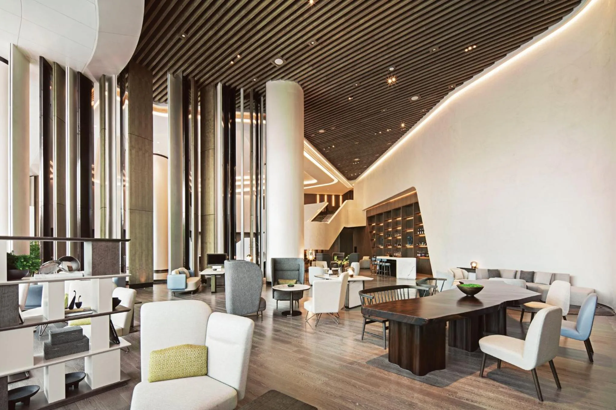 Restaurant/places to eat in Crowne Plaza Wuhan Optics Valley by IHG