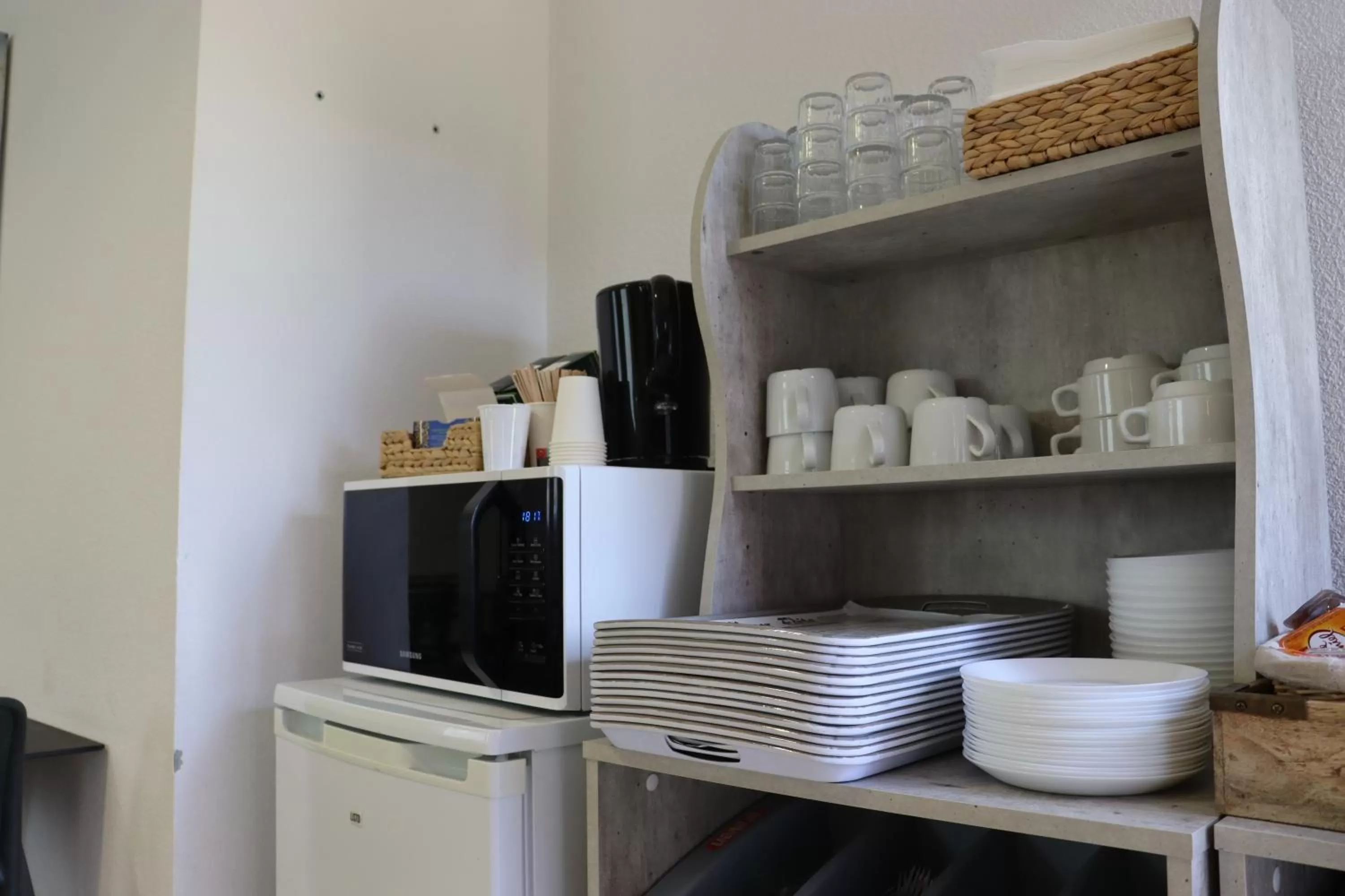 Buffet breakfast in Hôtel Lémand Lyon Est - Villefontaine