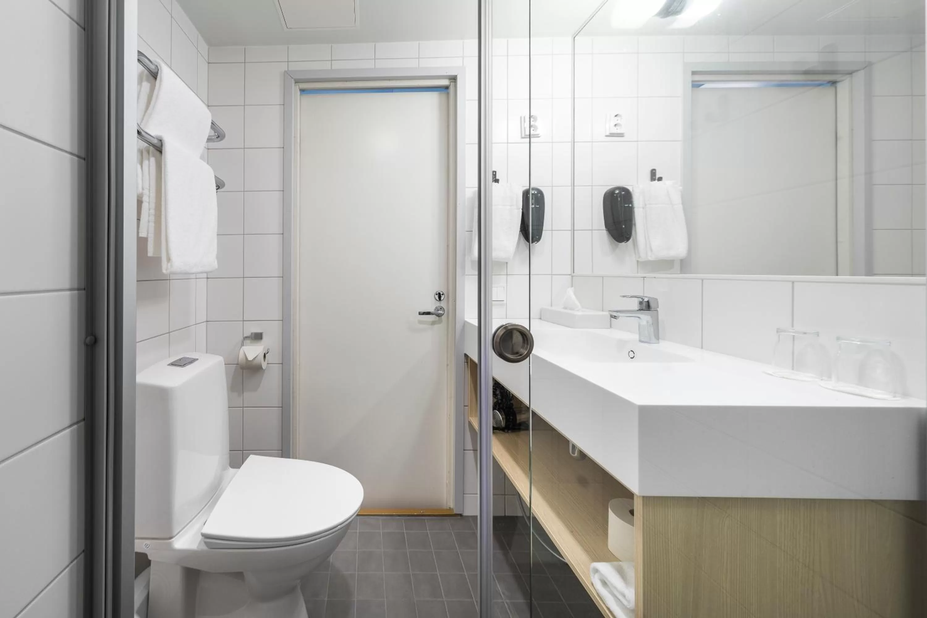 Toilet in GreenStar Hotel Lahti