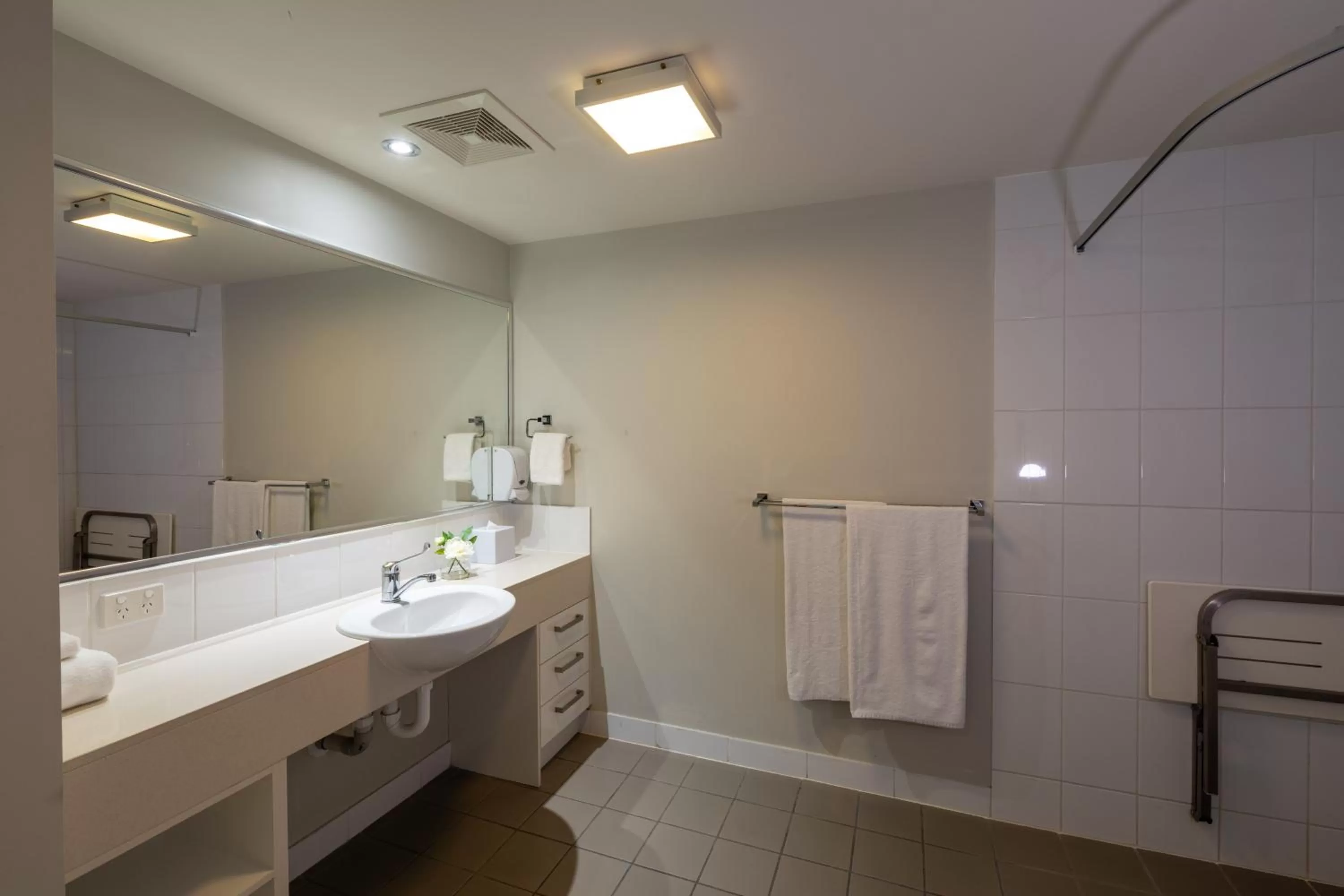 Shower in Essence Apartments Chermside