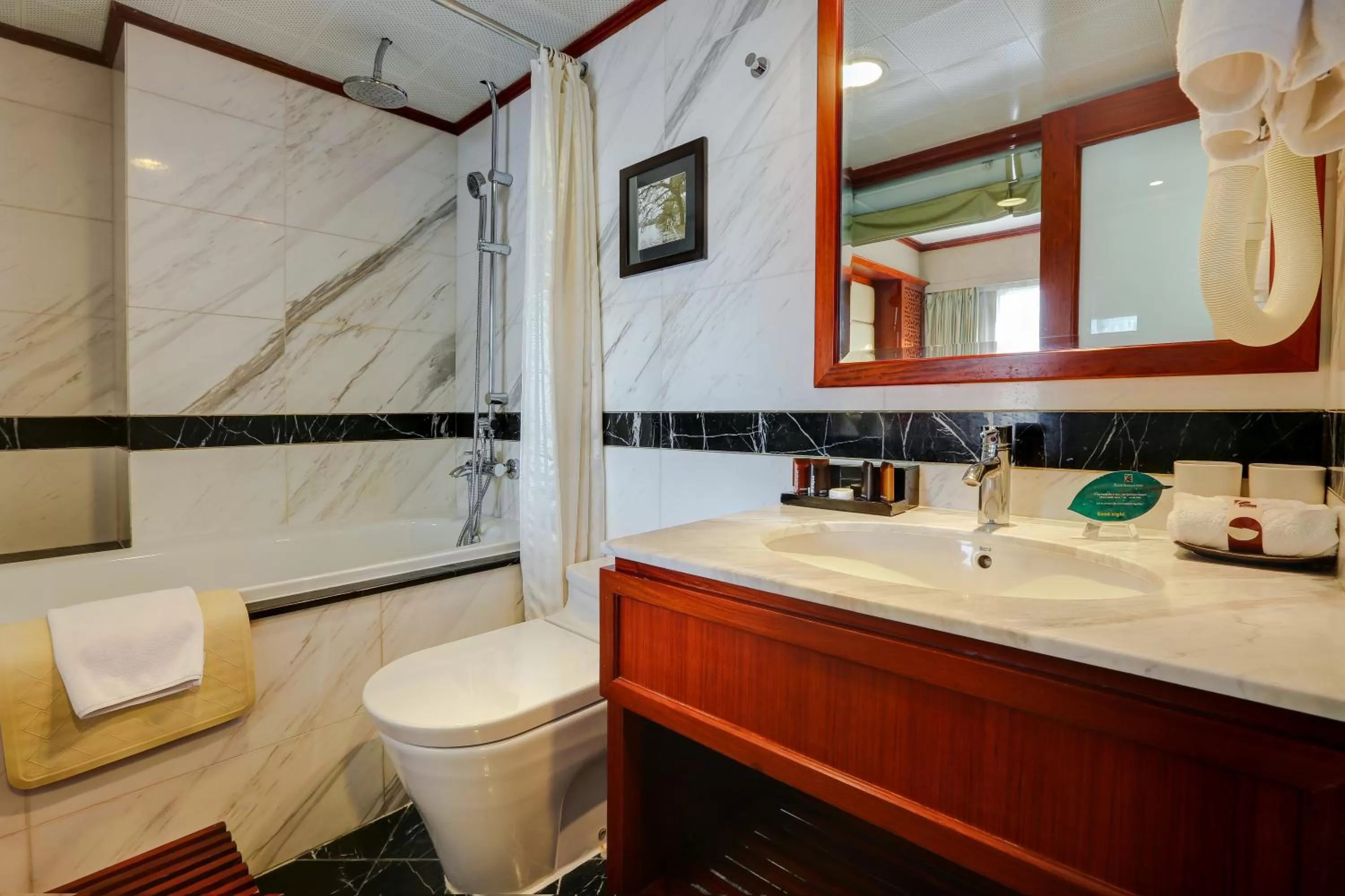 Shower in Conifer Boutique Hotel