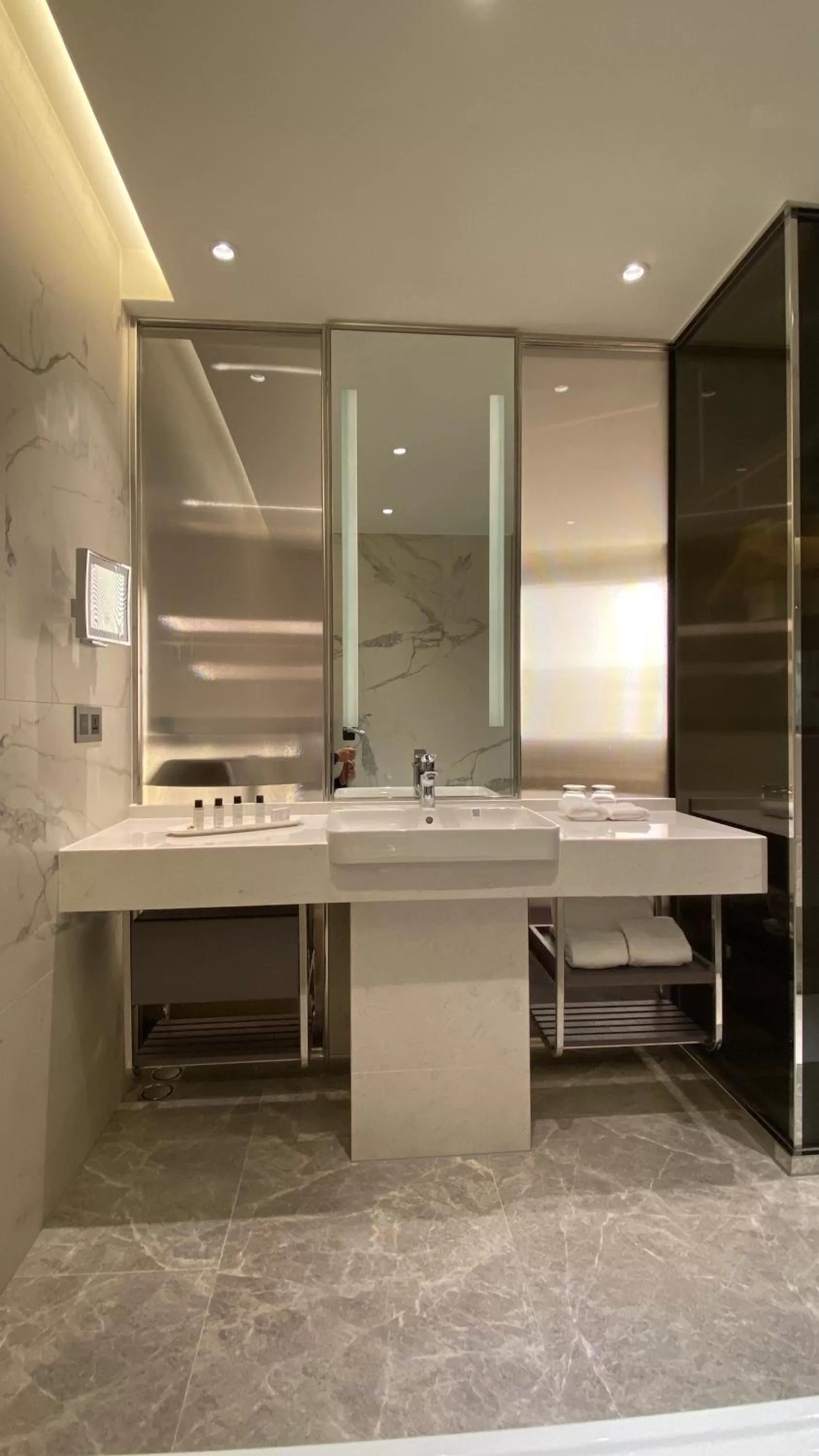 Bathroom in Monarch Plaza Hotel