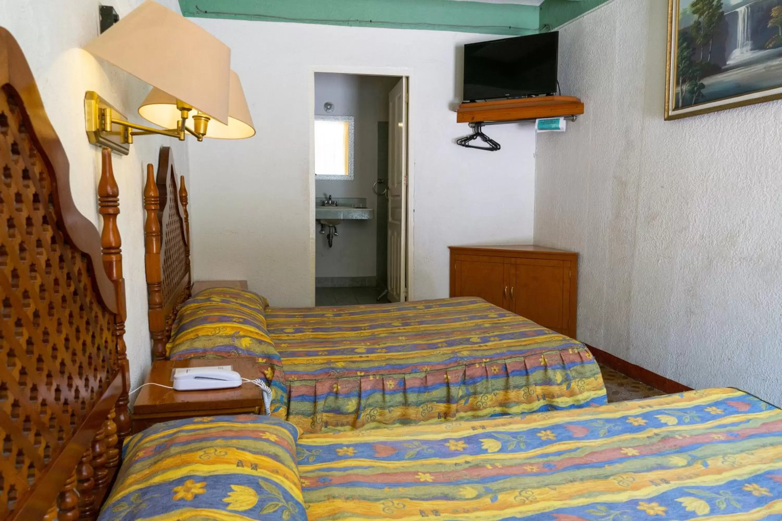 Double Room in Hotel Colonial Double Room in Hotel Colonial