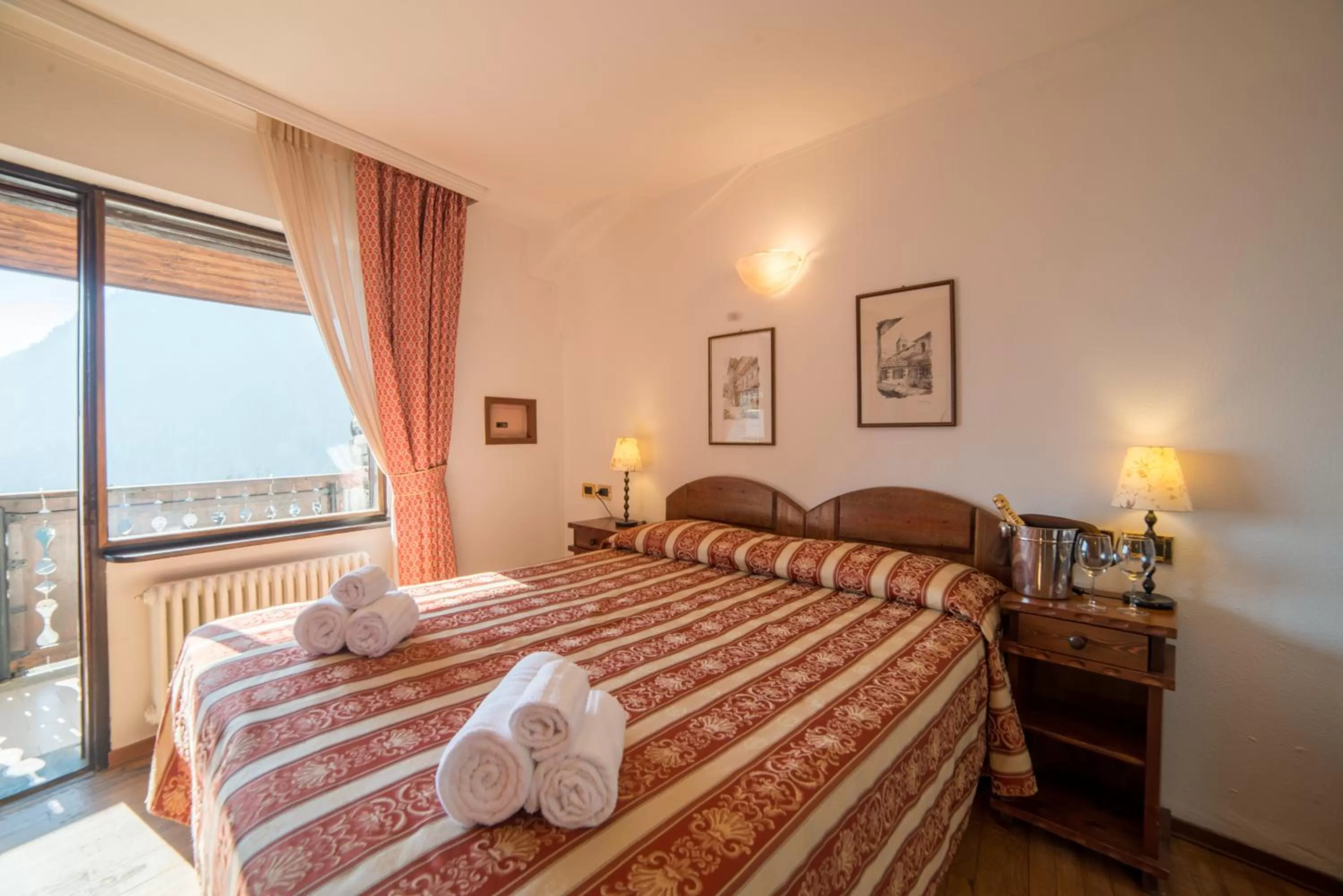 Bed in HG Hotel Italia