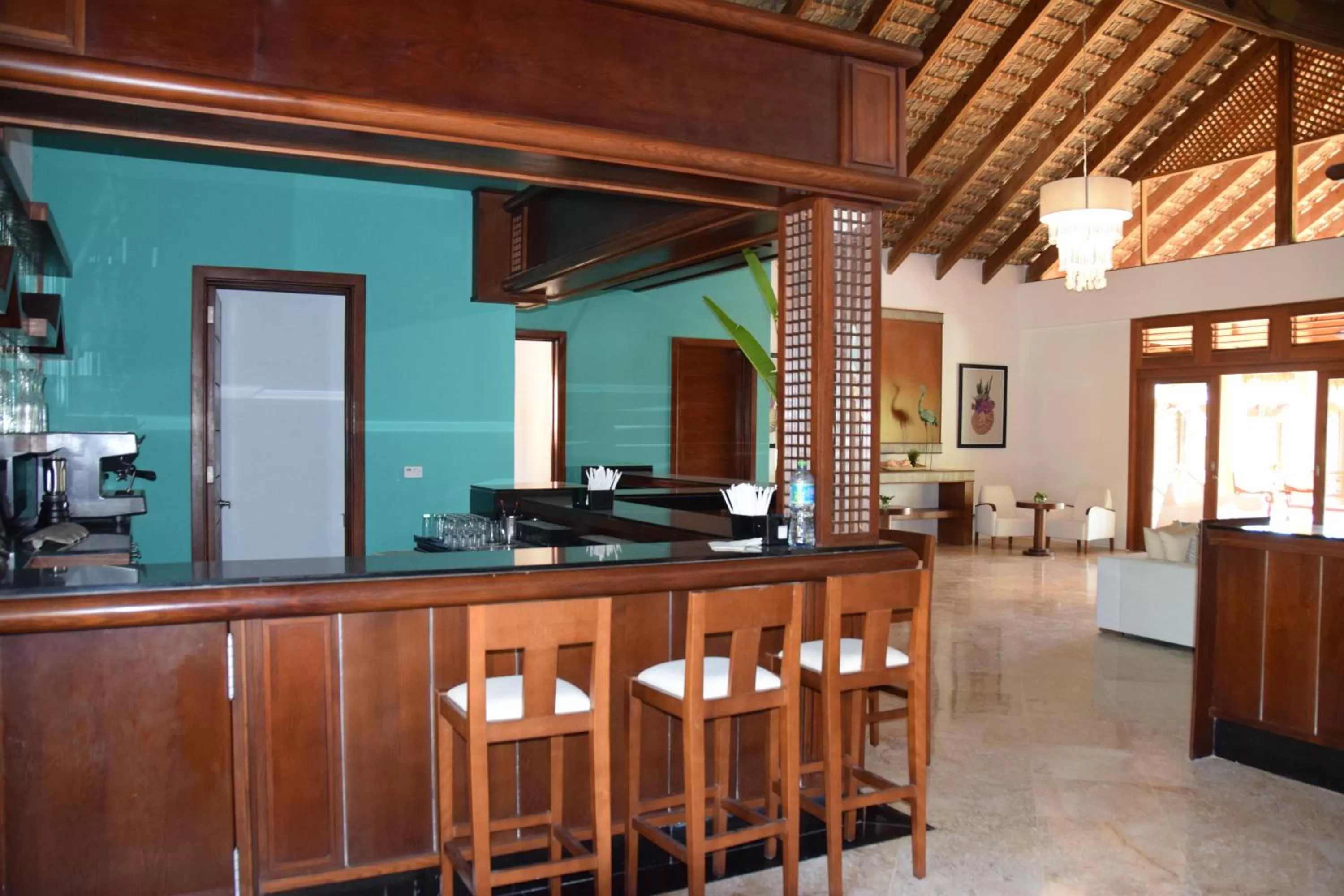 Lounge or bar in Sunset Boutique Hotel All Suites