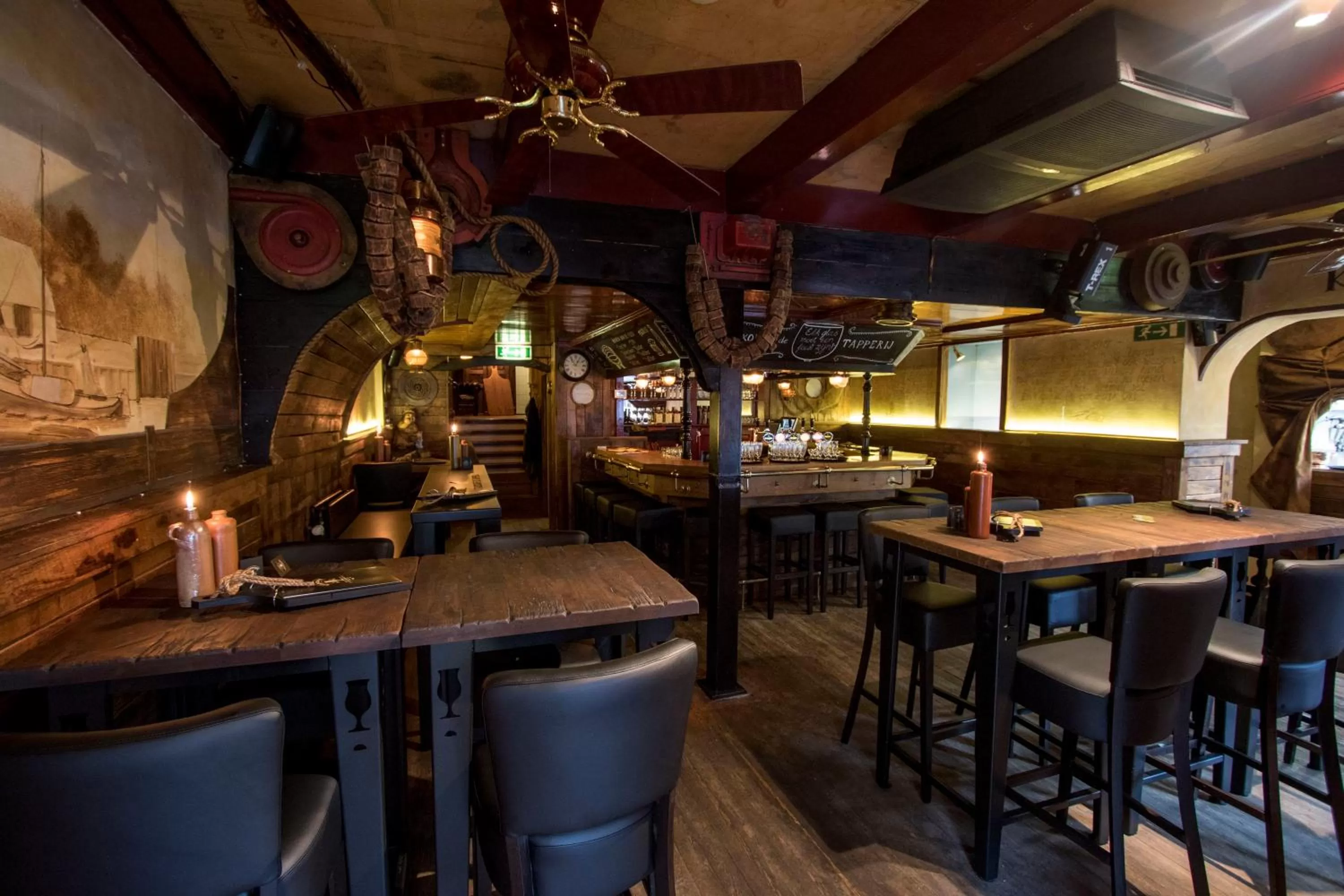 Alcoholic drinks in Boutique Hotel Elburg met Tapperij