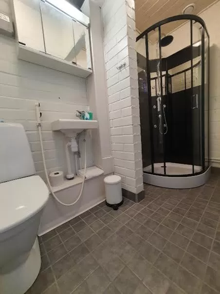 Bathroom in Hotelli Viikinhovi