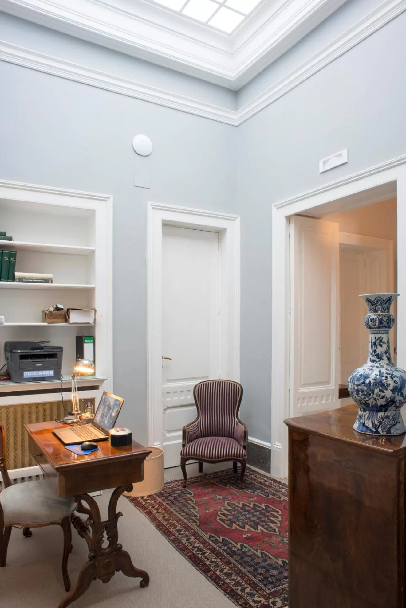 Decorative detail in Vittoria - house of charme