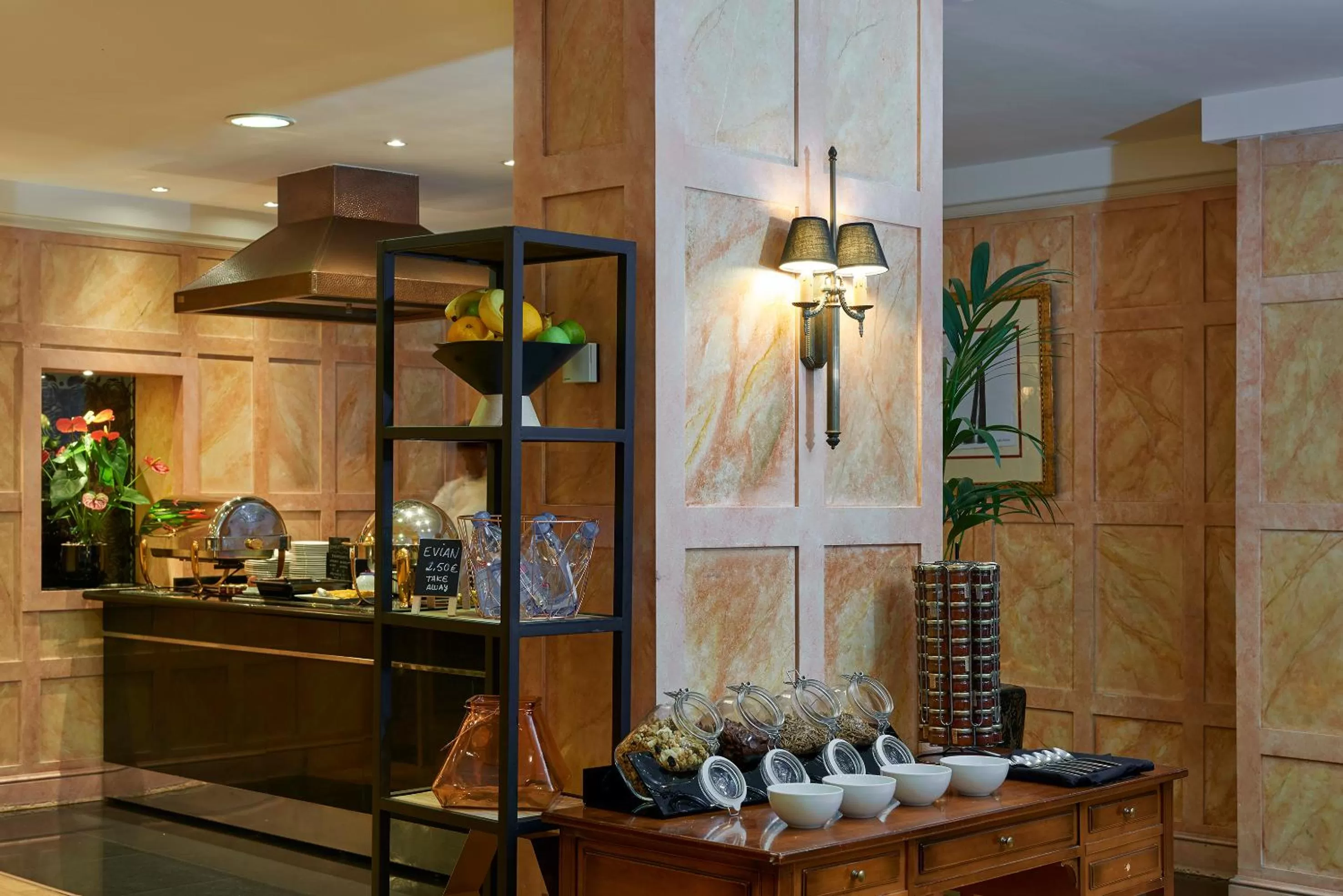 Buffet breakfast in Meliá Paris Vendôme