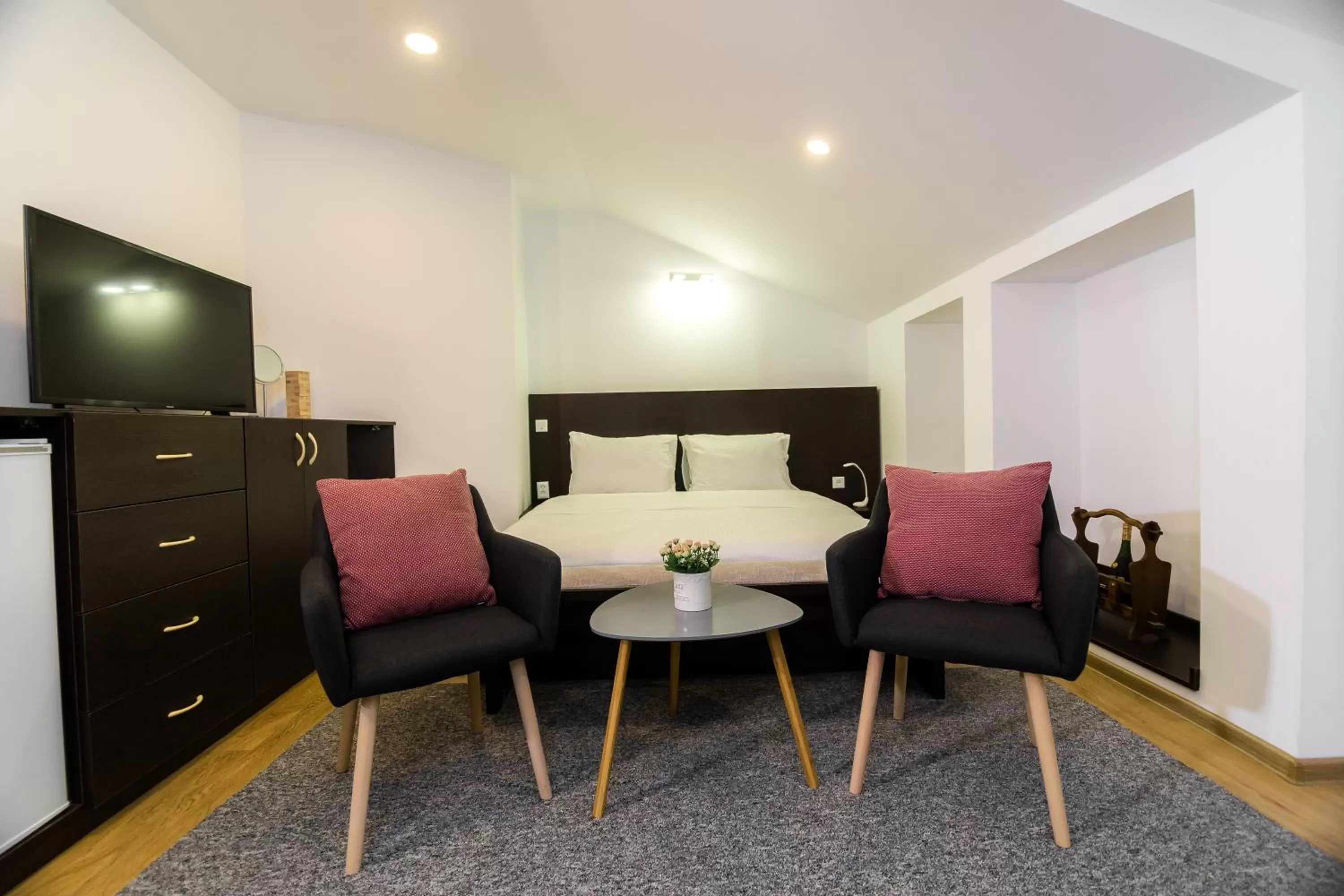 Photo of the whole room, Bed in VovaDoma