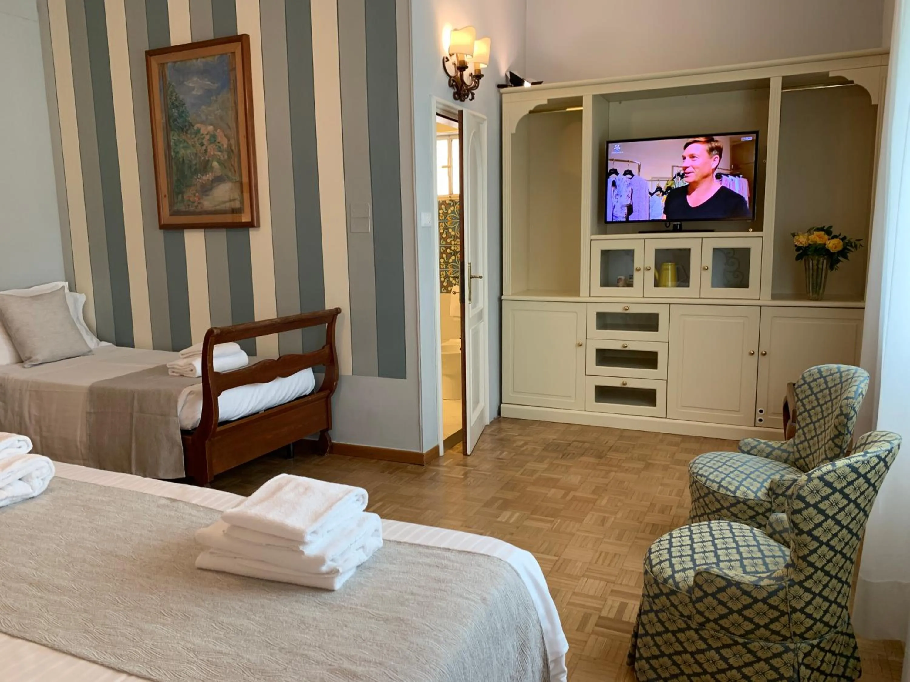 Photo of the whole room, Bed in Hotel David