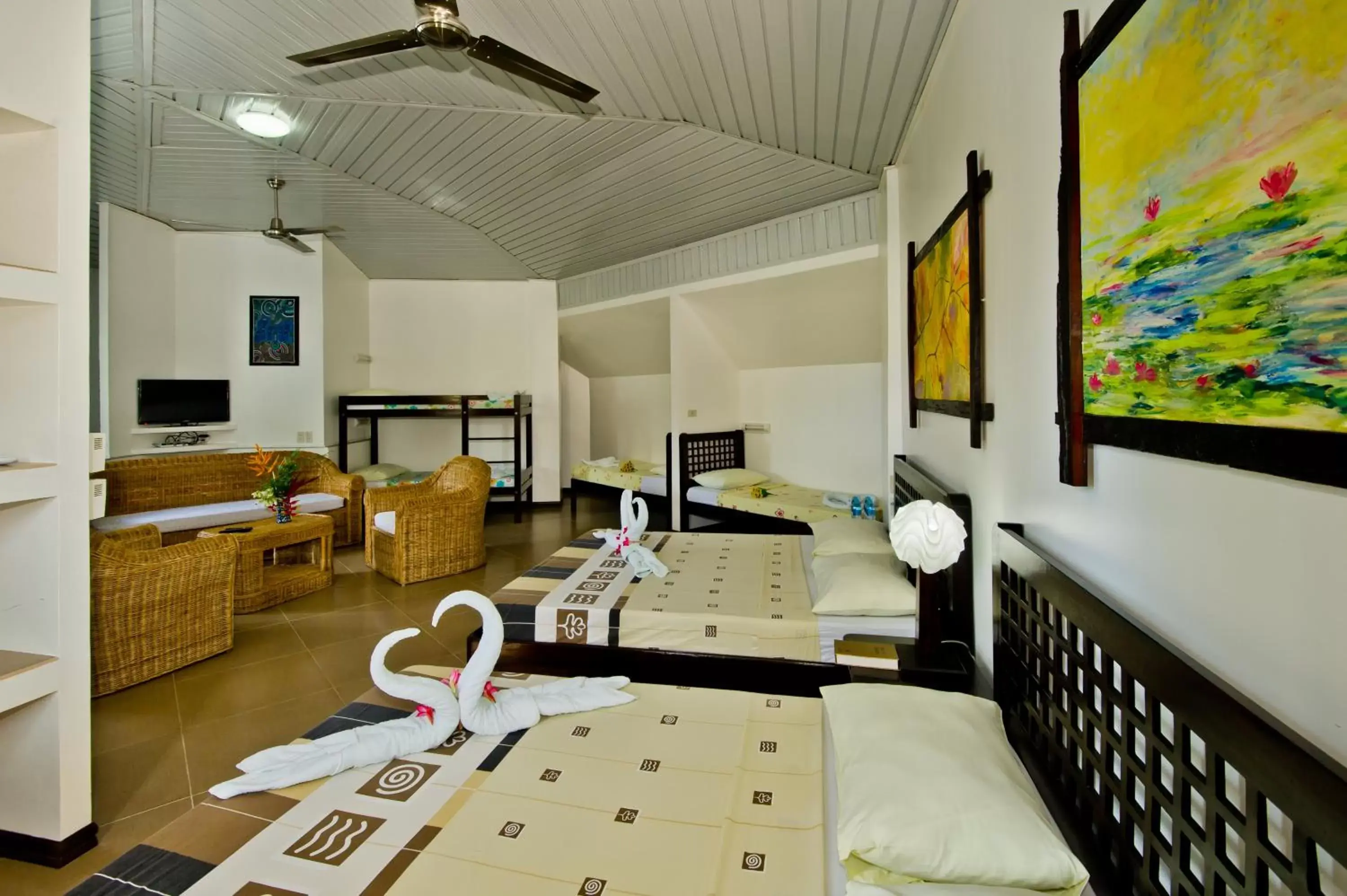 Deluxe Family Suite in Balay Tuko Garden Inn Deluxe Family Suite in Balay Tuko Garden Inn