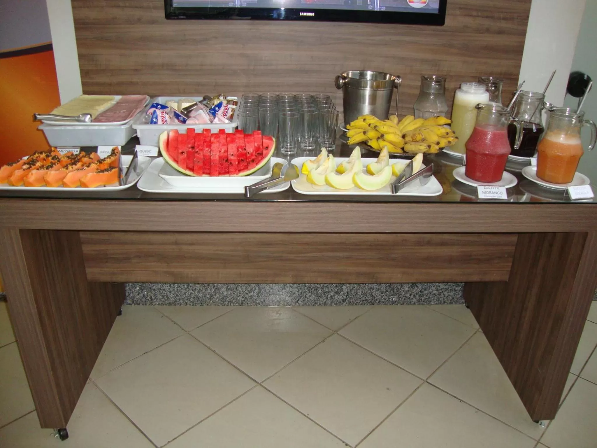 Buffet breakfast in Hotel Golden JK