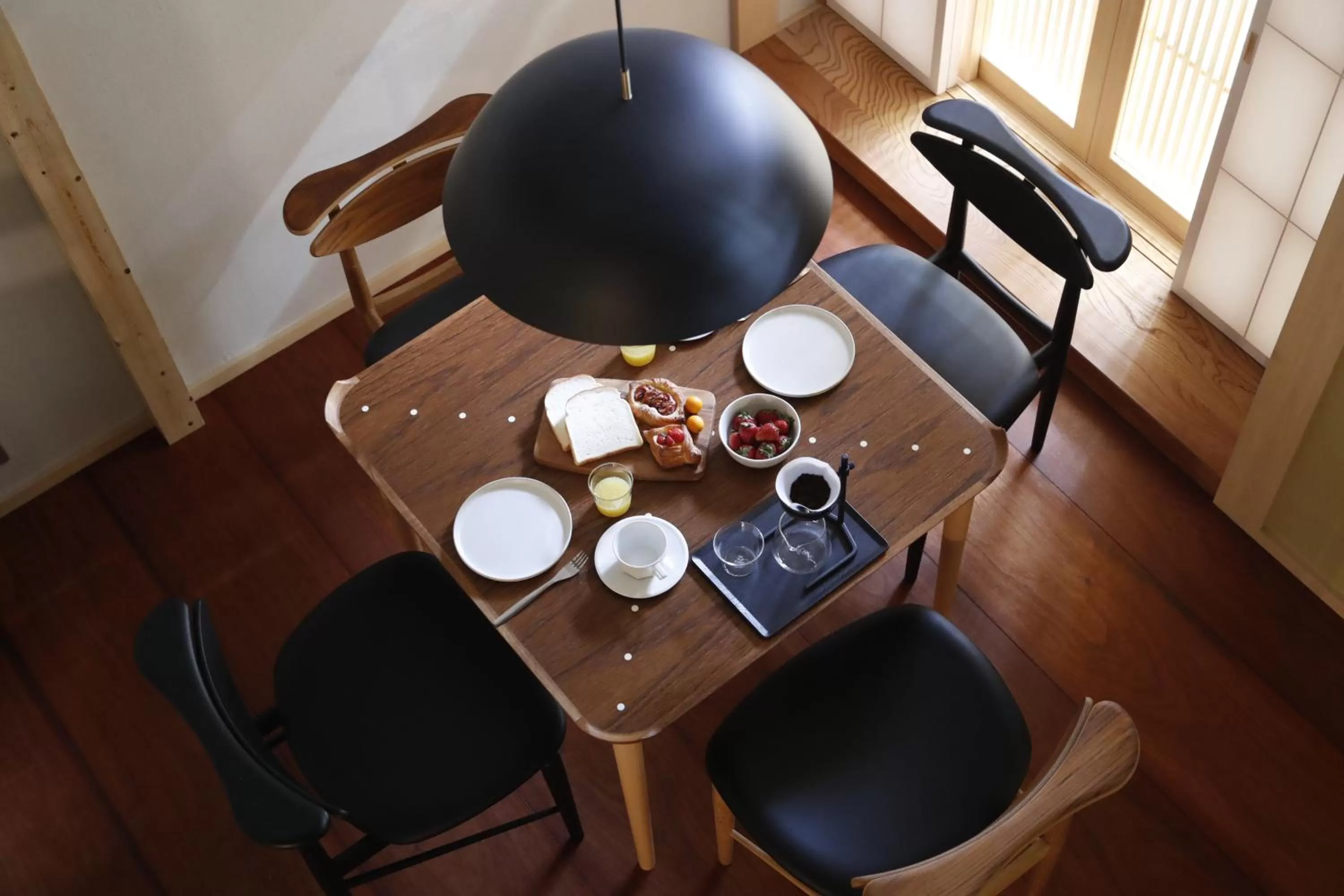Dining area in Hotel Koo Otsuhyakucho