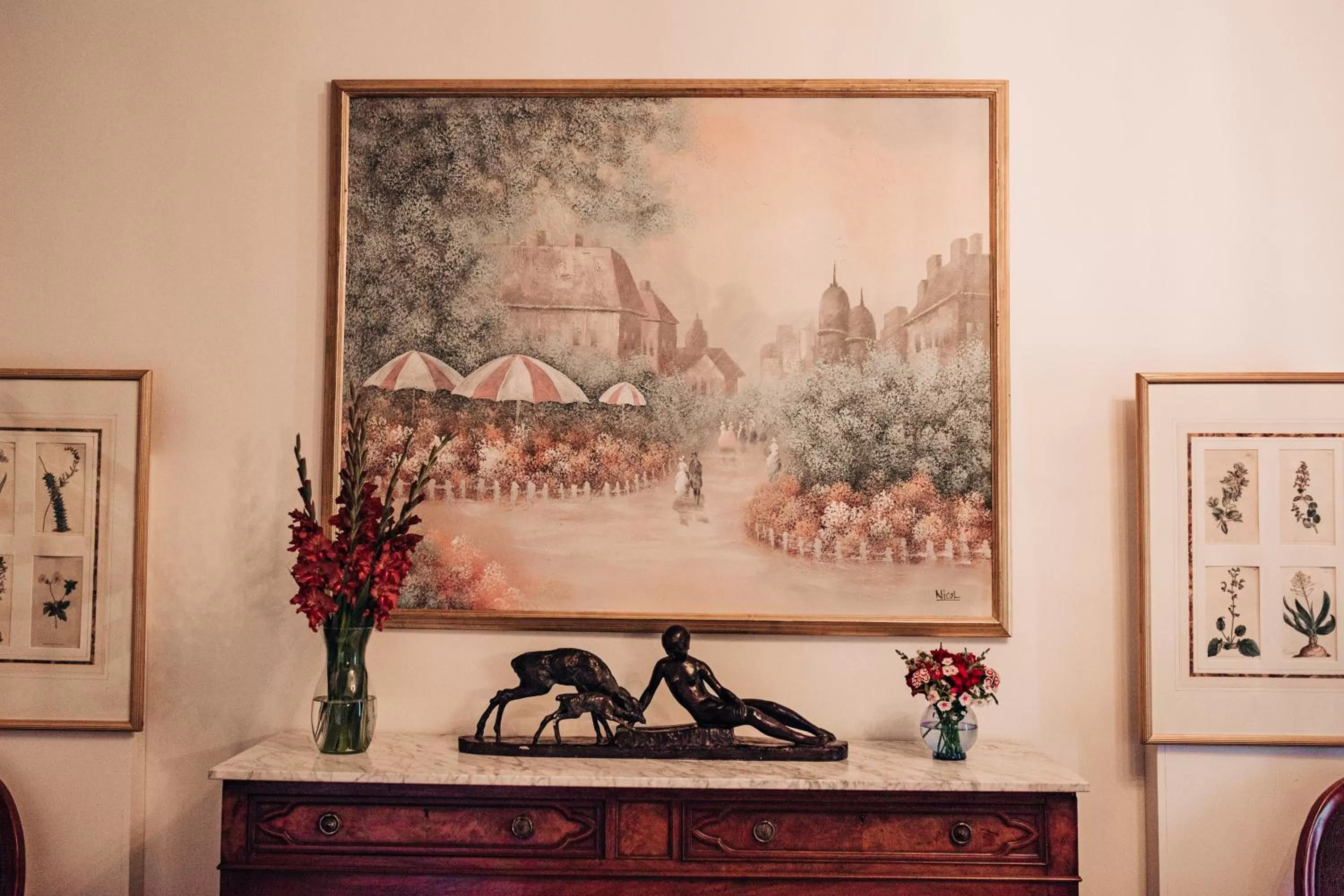 Decorative detail in Benn Conger Inn