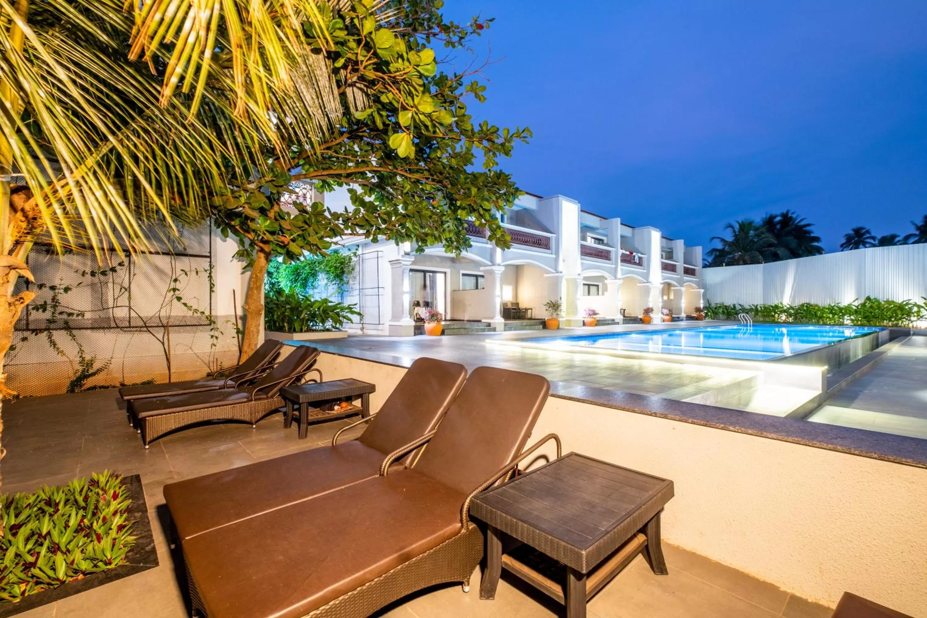 Swimming Pool in Chalston Beach Resort