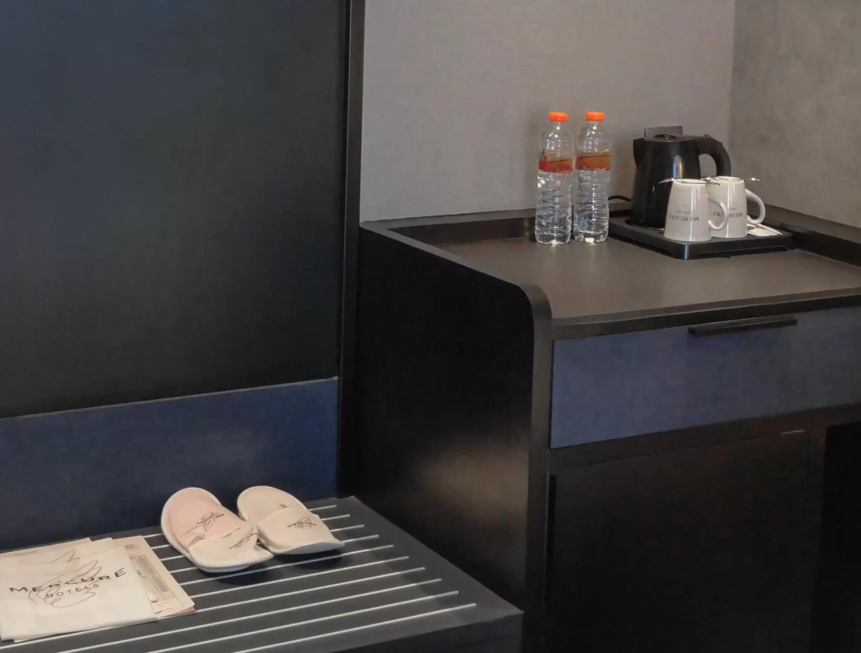 Coffee/tea facilities in Mercure Surabaya Manyar