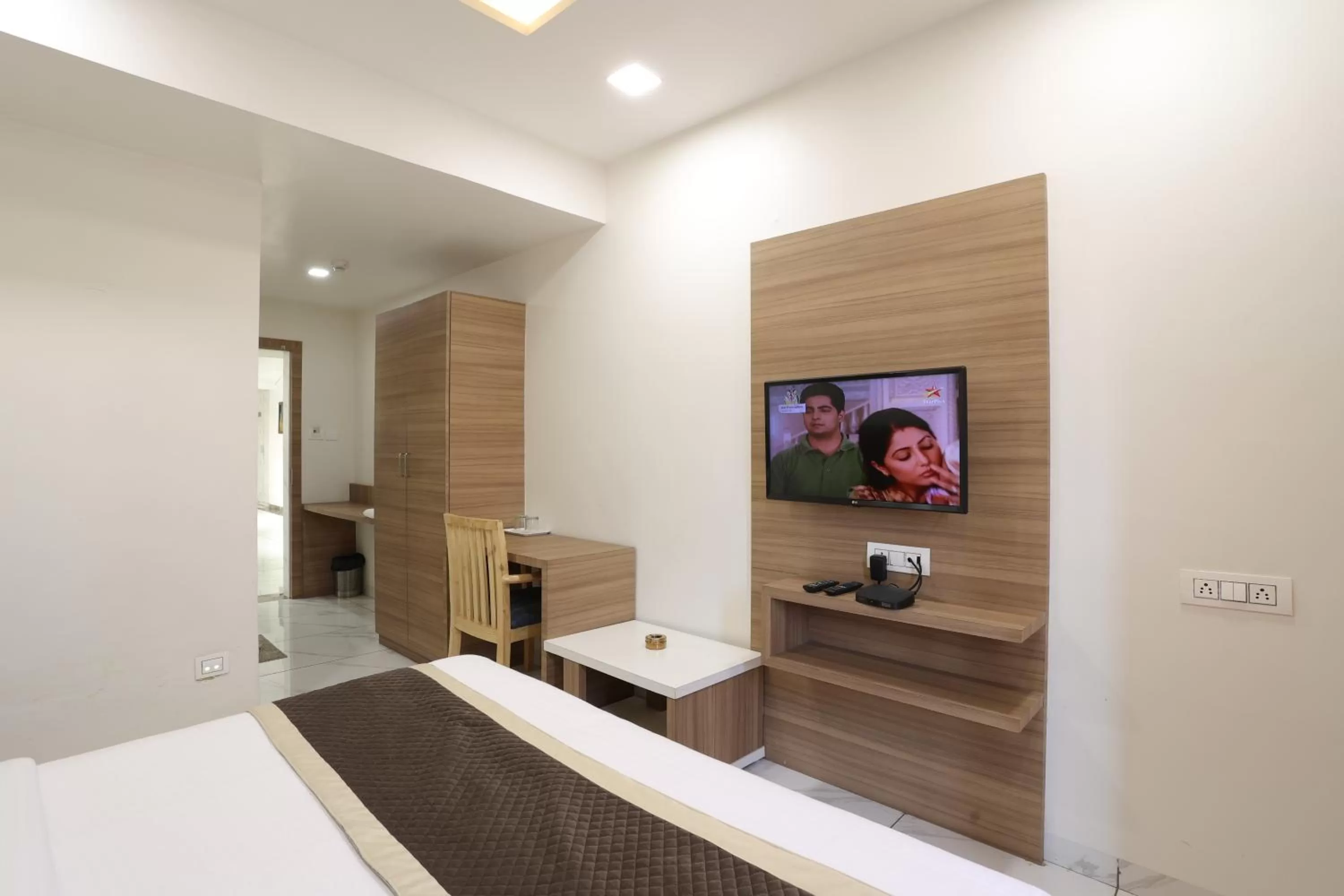 TV and multimedia in Hotel Lotus