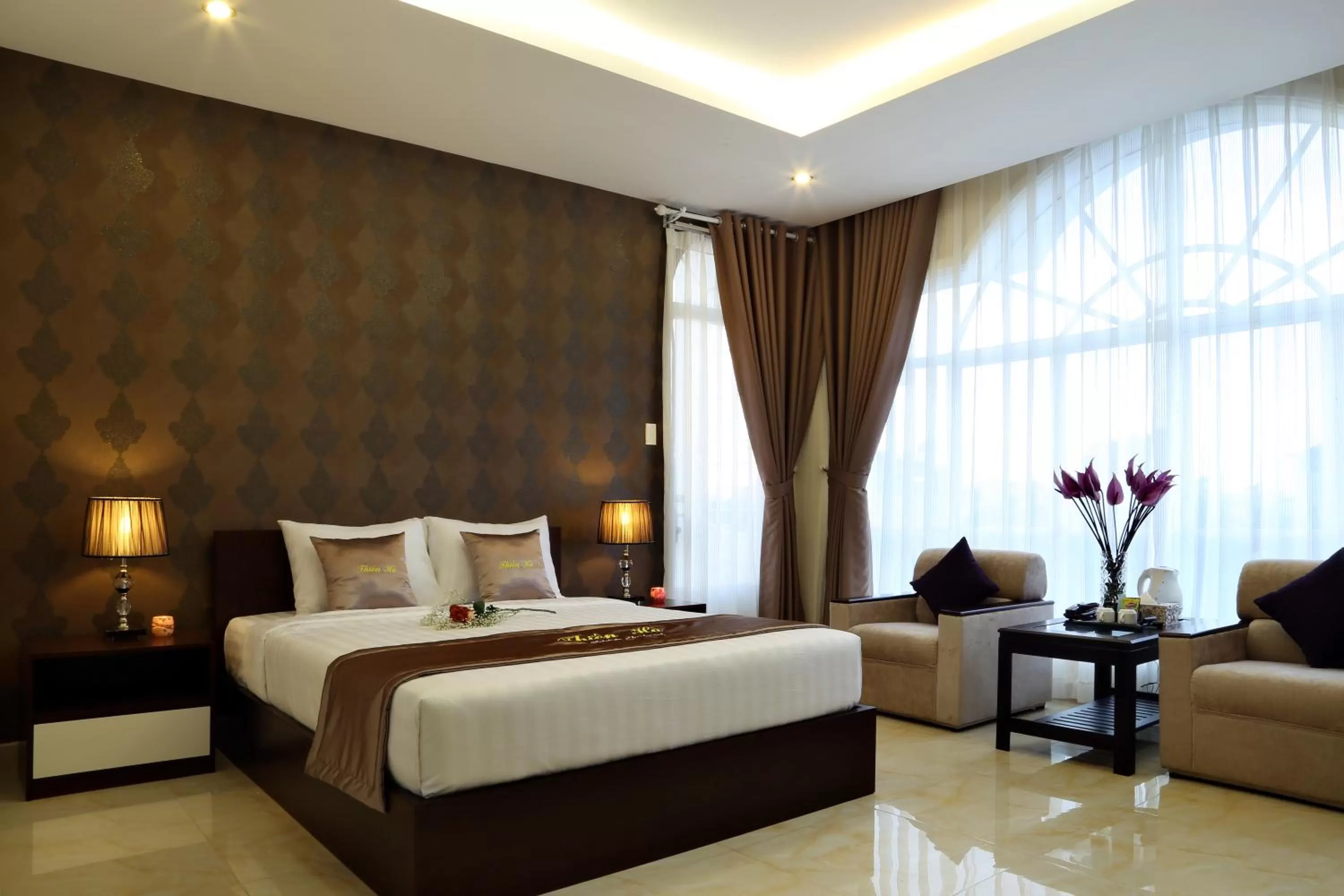 Photo of the whole room, Bed in Thien Ha Hotel & Apartment
