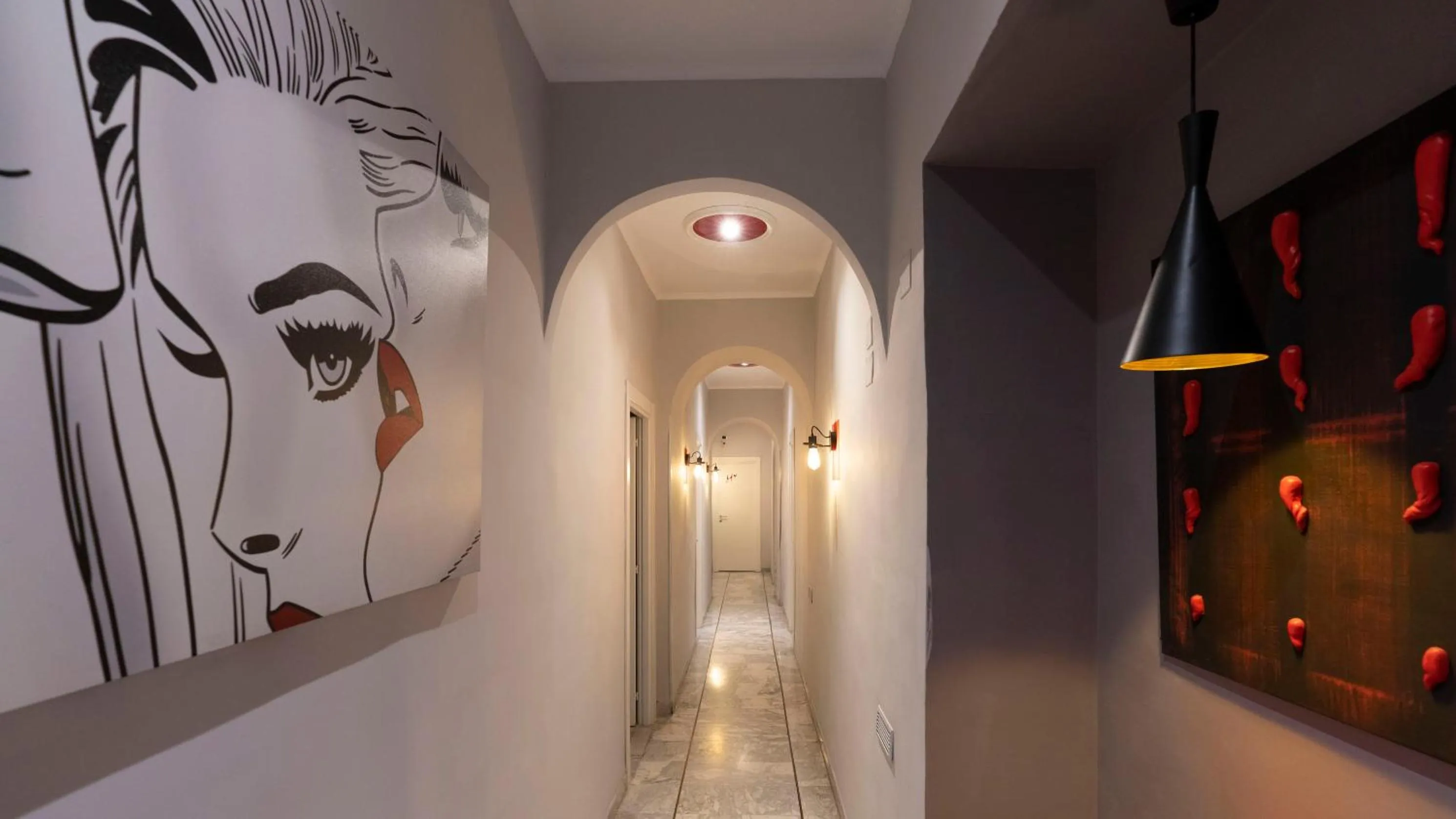 Lobby or reception in H Rooms boutique Hotel