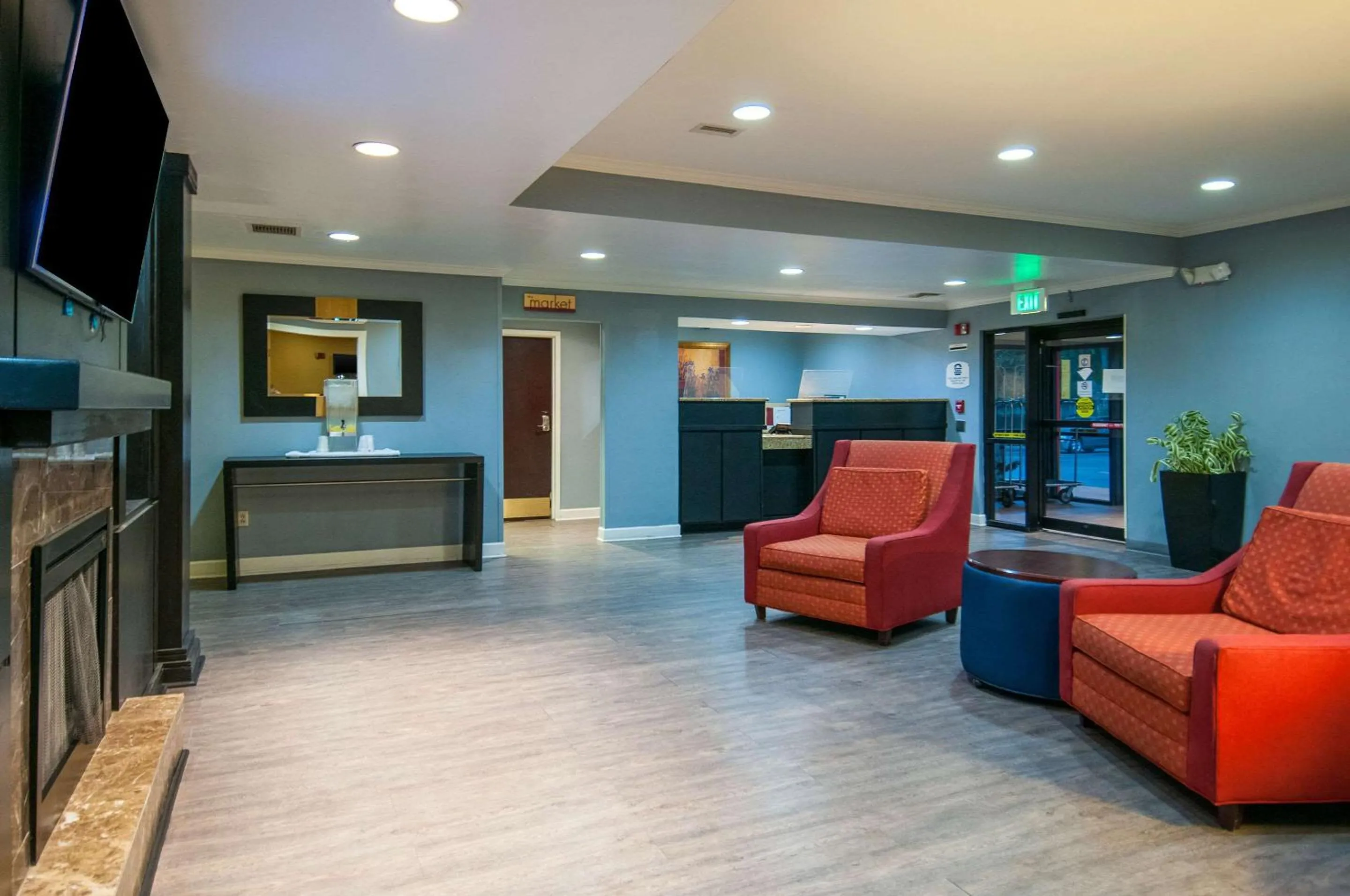 Lobby or reception in Quality Inn & Suites