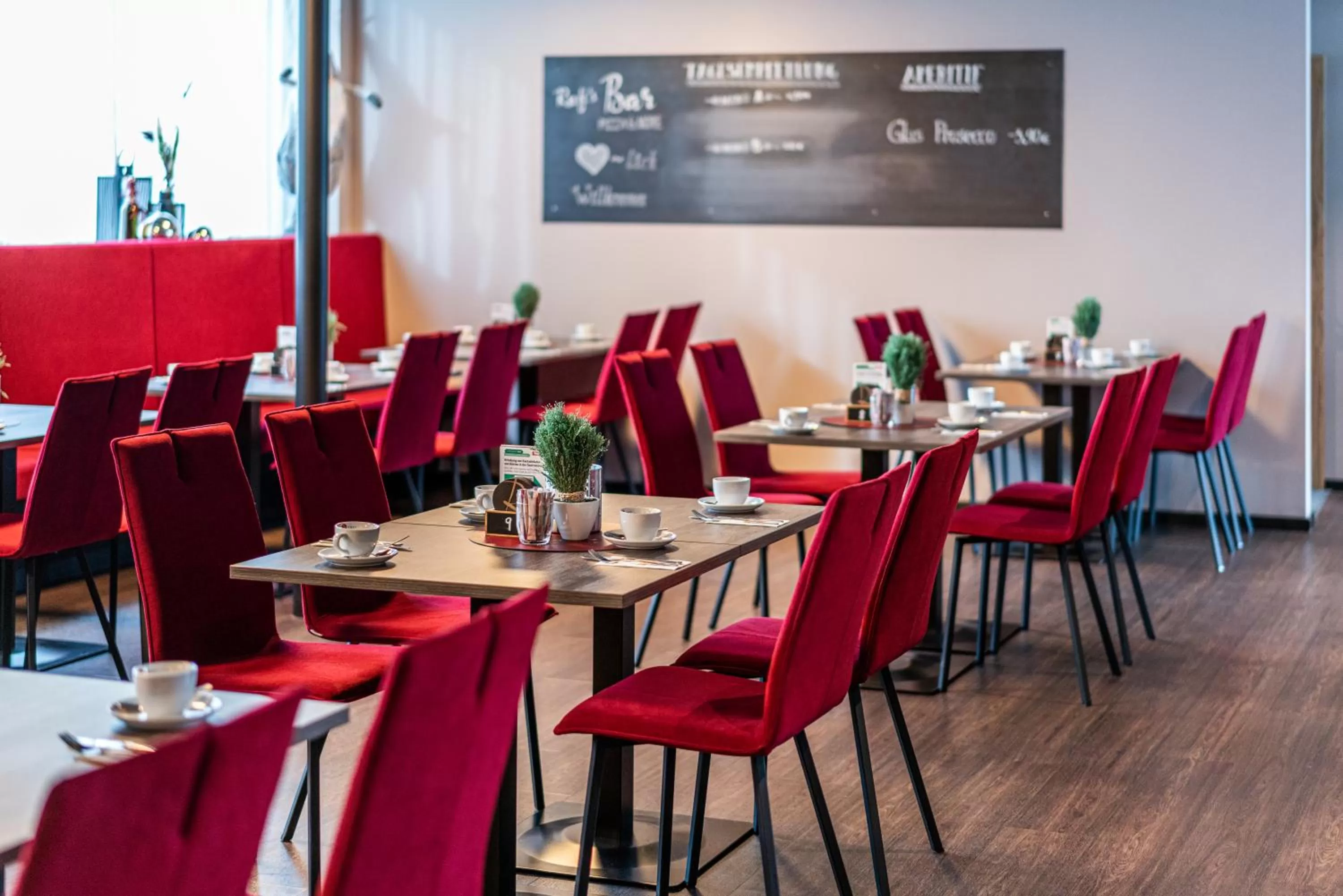 Restaurant/places to eat in Rufi's Hotel Innsbruck