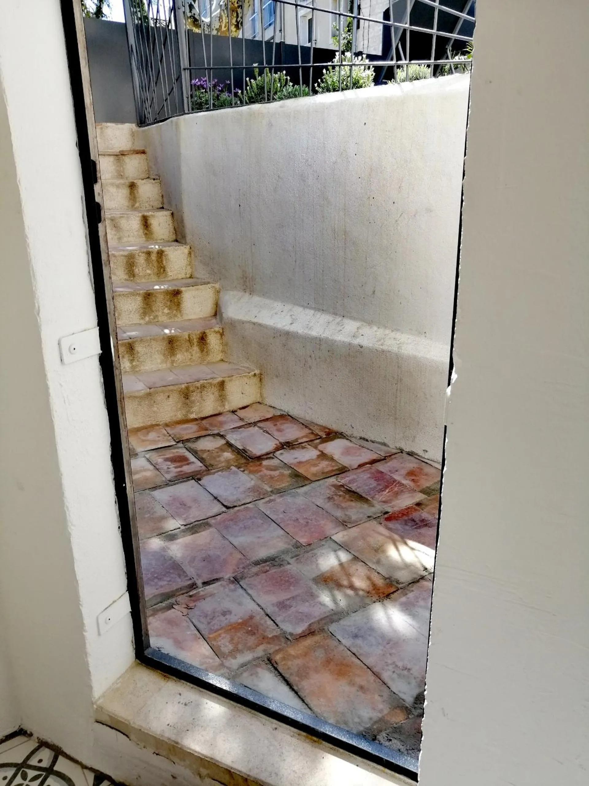 Property building in La Maison Grivolas Appartements et Maison d'hôtes