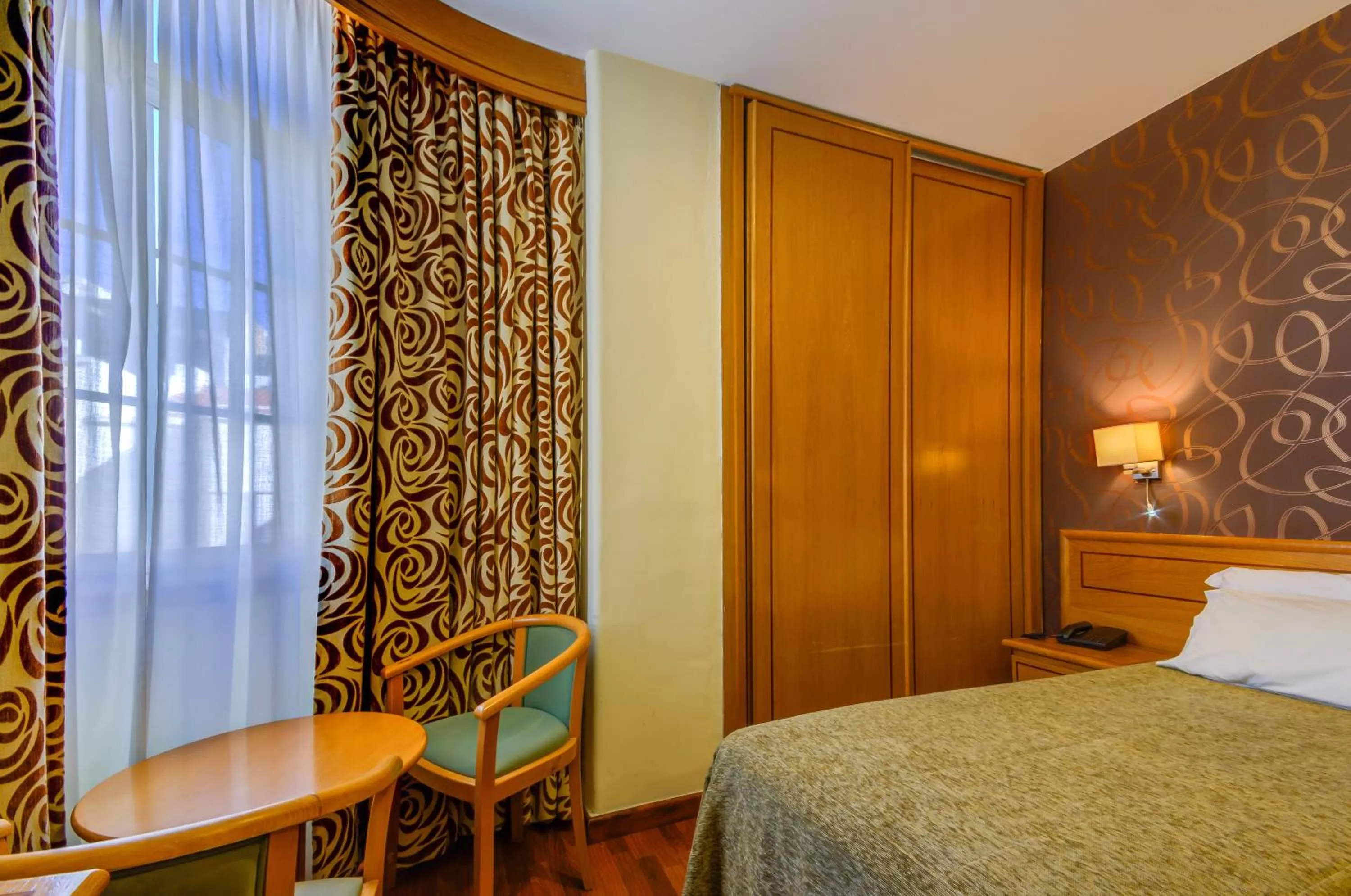 Bed in Hotel Avenida Park