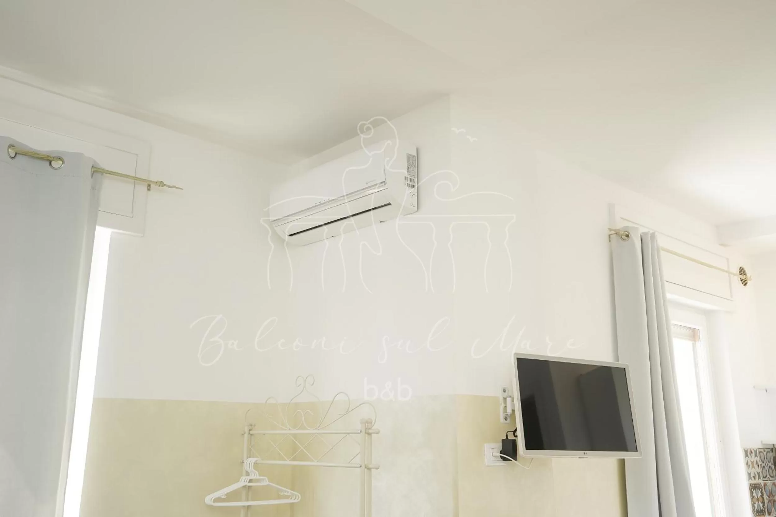 TV and multimedia in Balconi sul mare