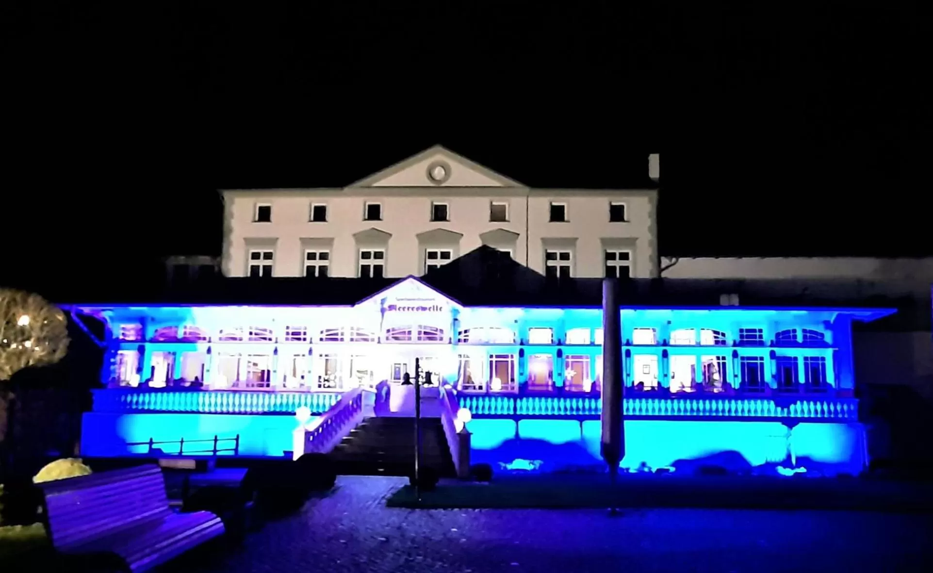 Property Building in Hotel Meereswelle - Anno 1875