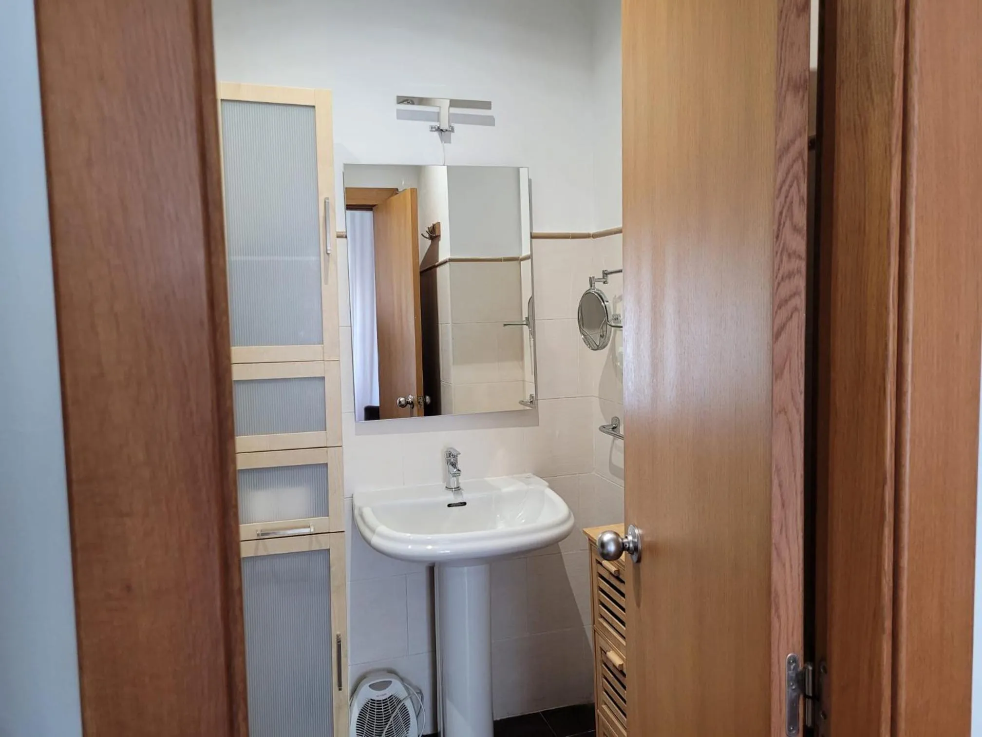 Bathroom in Living Valencia Apartments - Merced