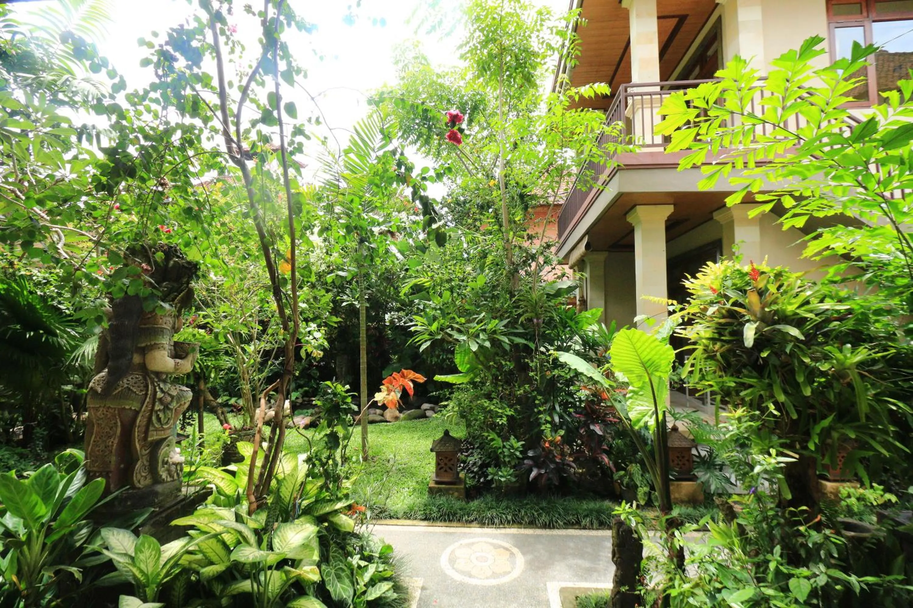 Garden in Frangipani Bungalow