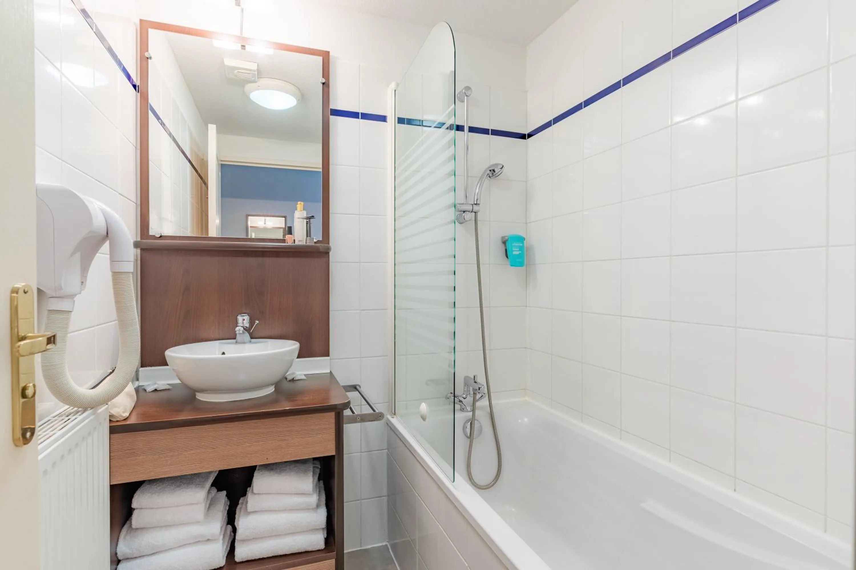 Bathroom in Appart'City Classic Chalon sur Saone