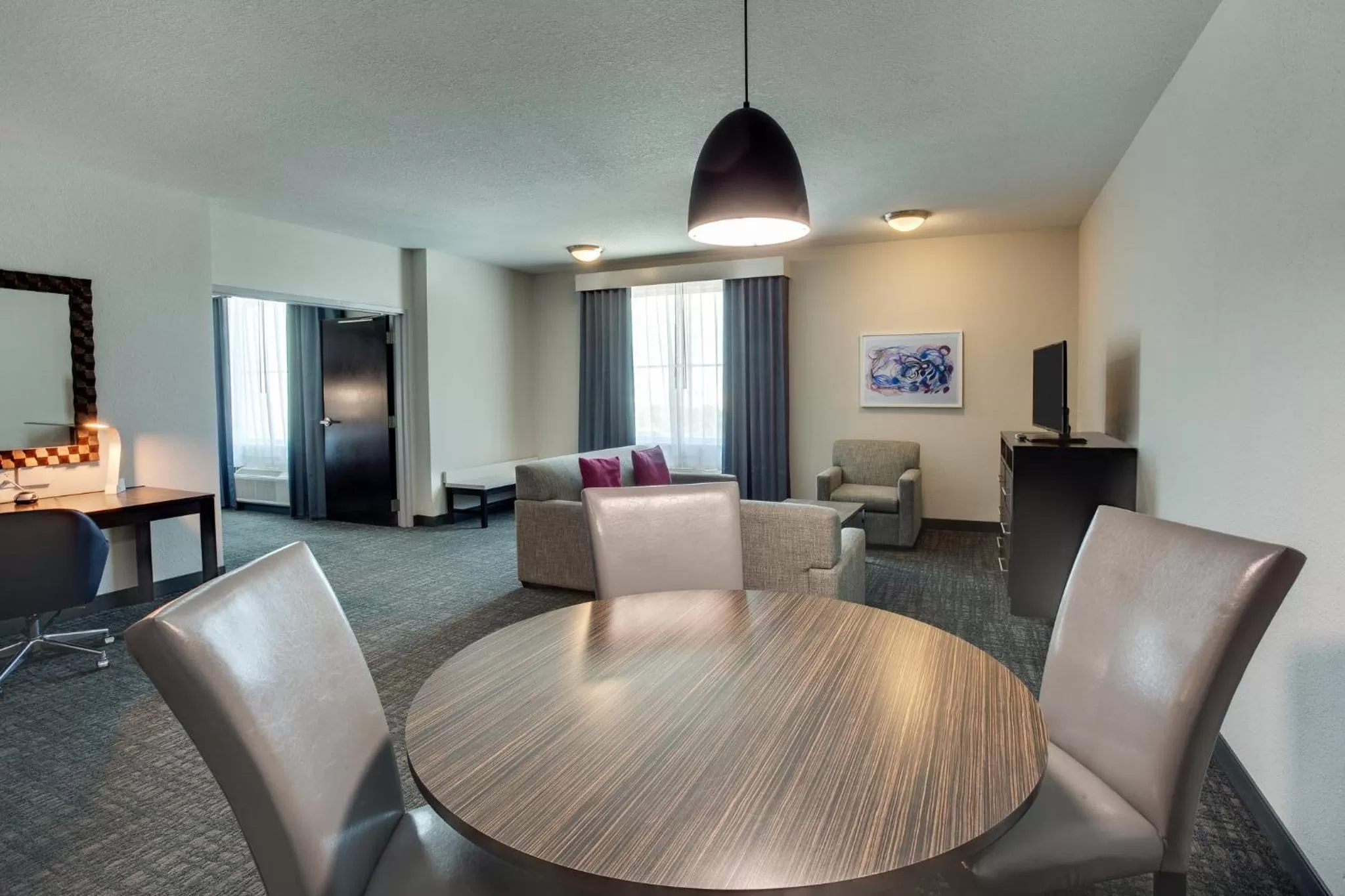 Photo of the whole room in Crowne Plaza Hotel & Resorts Fort Lauderdale Airport/ Cruise by IHG