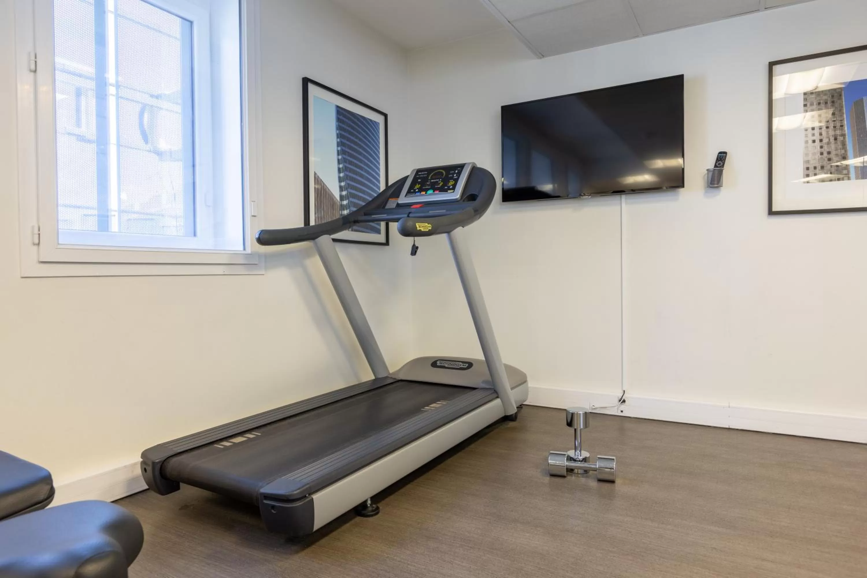Fitness centre/facilities in Novotel Suites Paris Expo Porte de Versailles