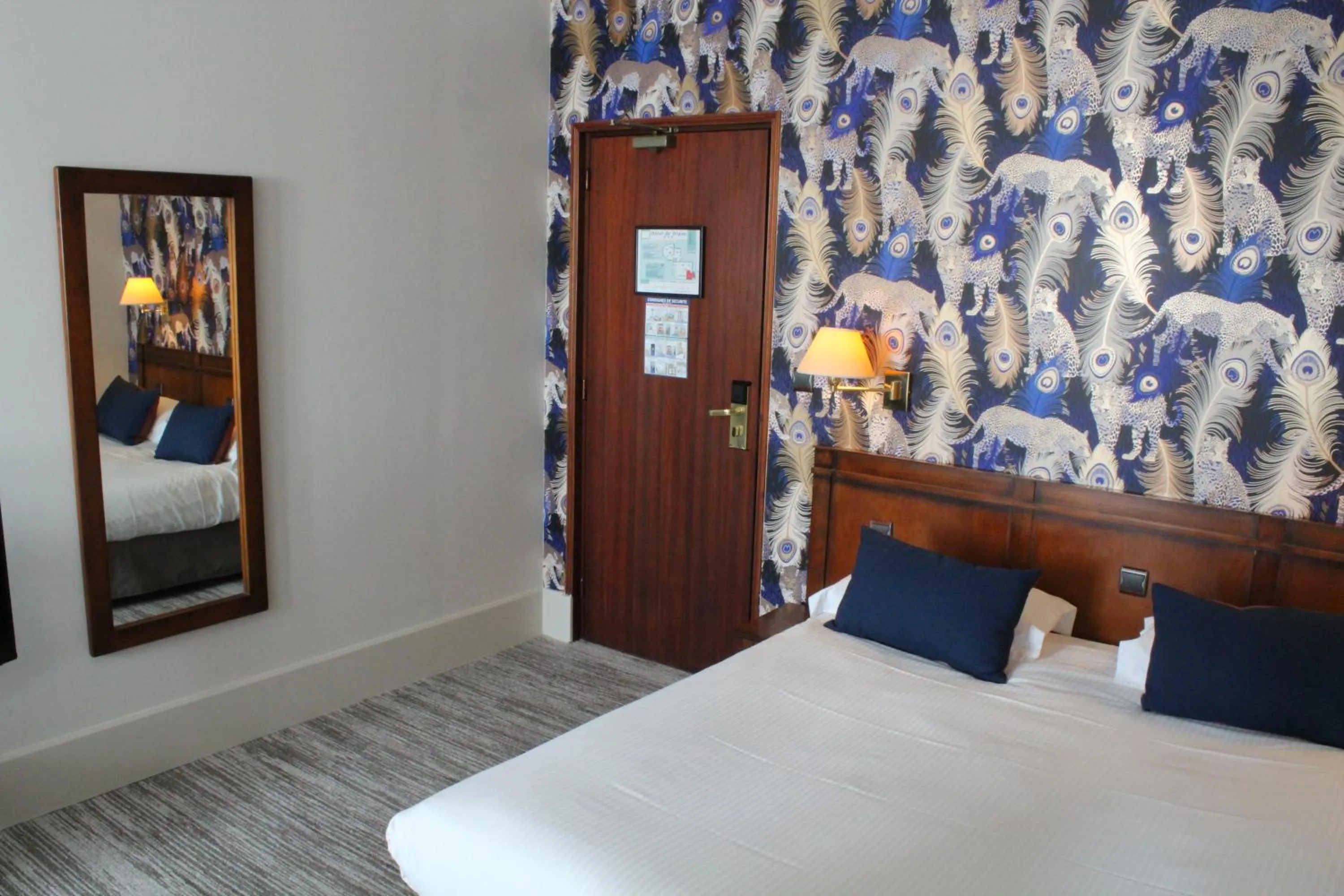 Photo of the whole room, Bed in Best Western de Diane